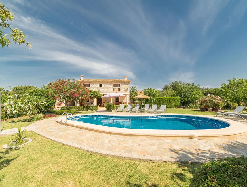 "ESTERN" Holiday Rentals in Pollensa-1