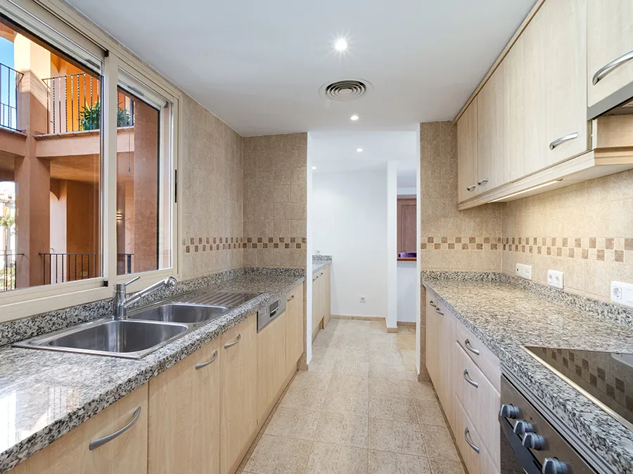 Comfortable apartment beside the golf course-6