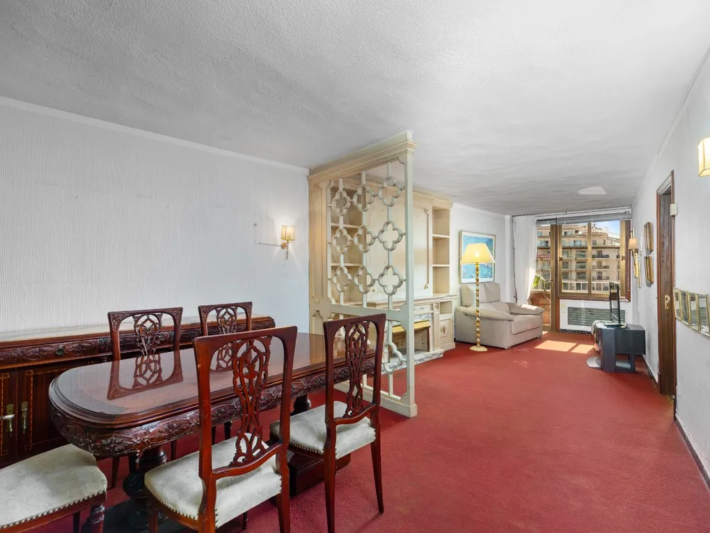 Licht appartement met terras, uitzicht op de haven en potentieel-2