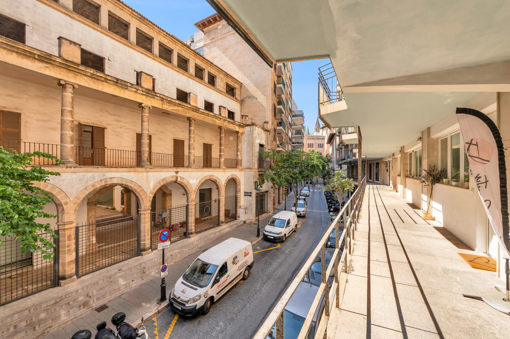 Immobile commerciale in vendita nel cuore del centro storico di Palma-8