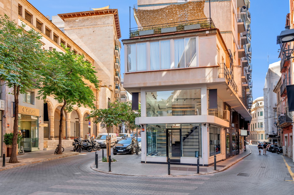 Immobile commerciale in vendita nel cuore del centro storico di Palma-7