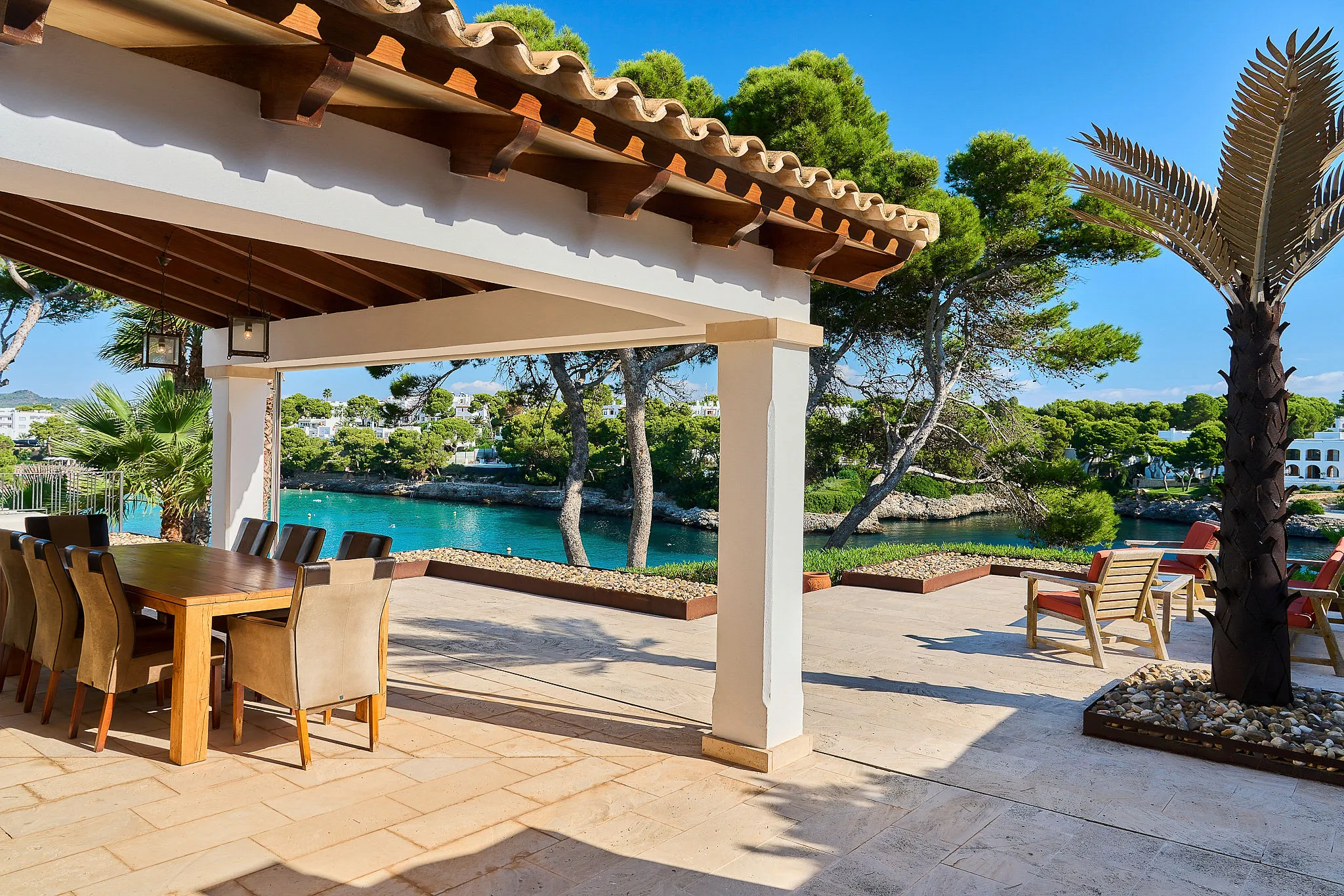 Exclusieve villa op een toplocatie met toegang tot de zee-10