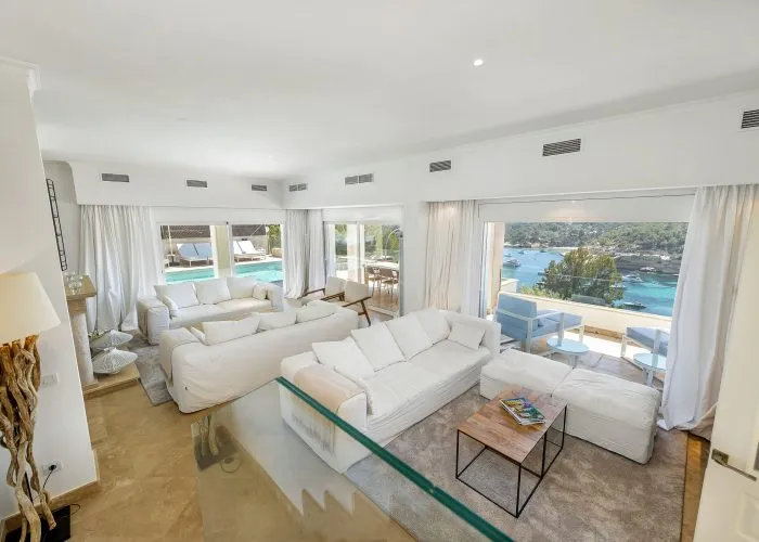 Smuk villa med panoramaudsigt-5