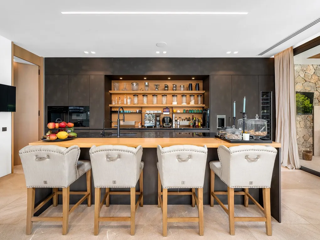 Luxe villa direct aan de golfbaan-6