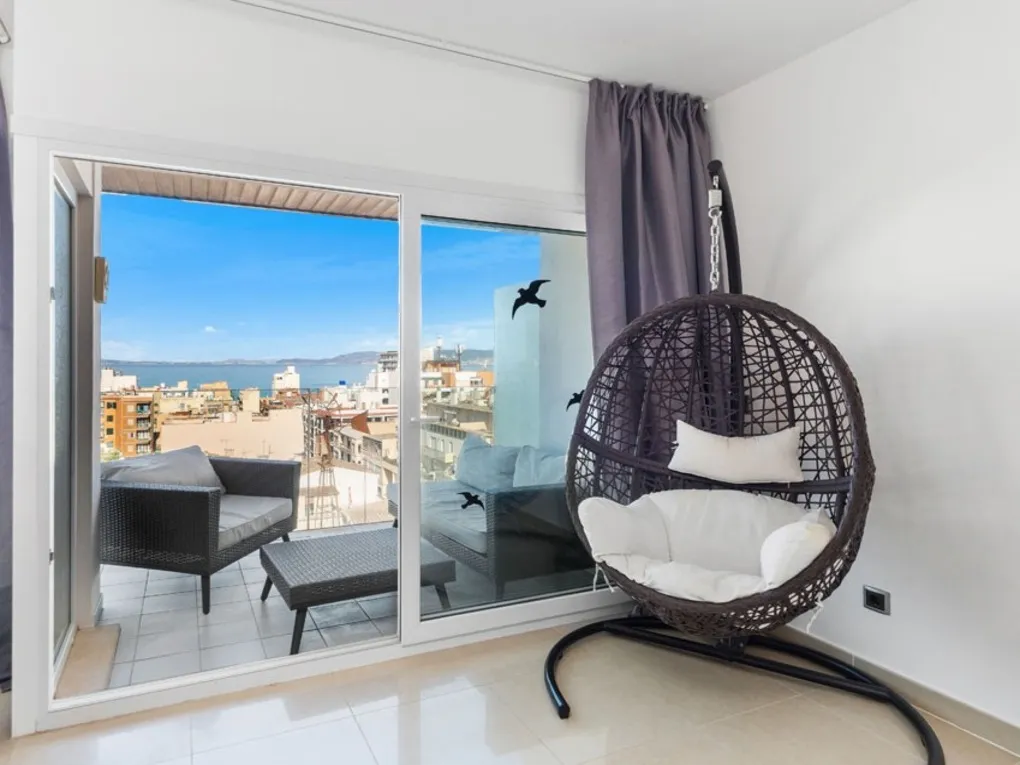 Appartamento ristrutturato con vista mare a El Arenal-3