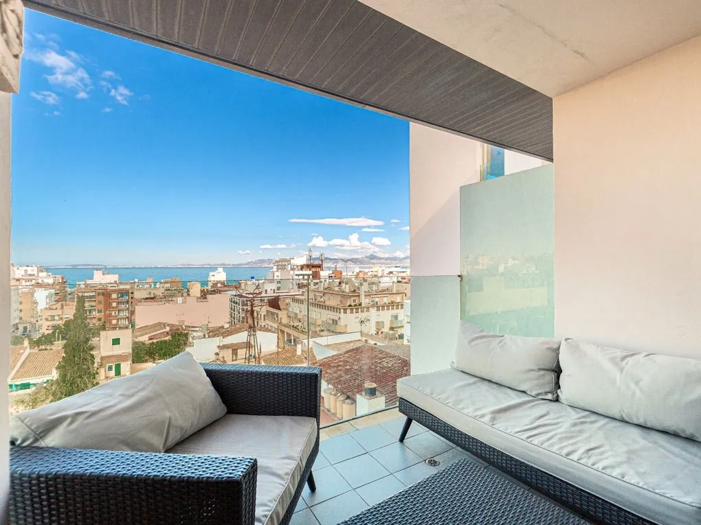 Appartement rénové avec vue sur la mer à El Arenal-9