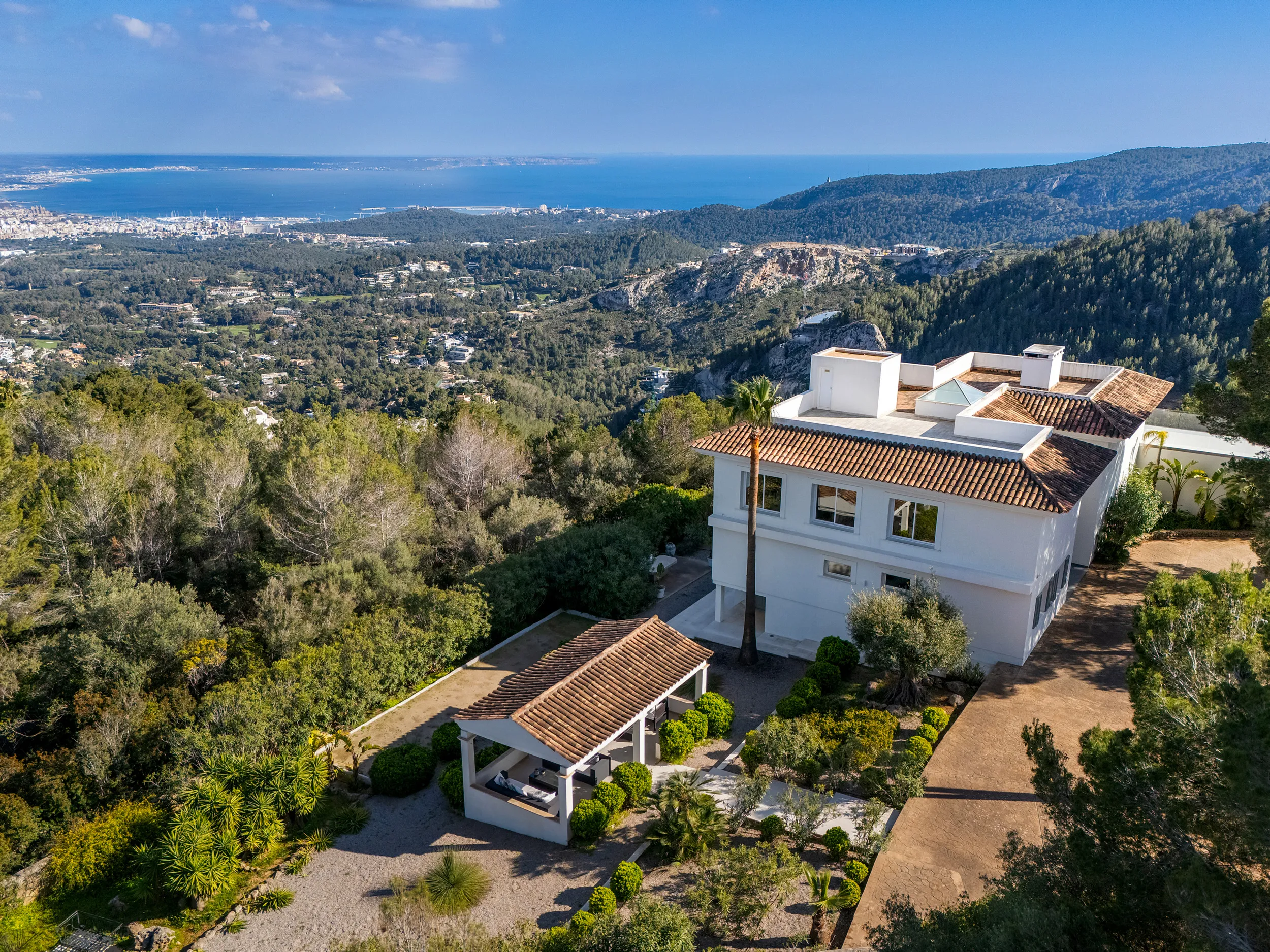 Excepcional villa con vistas al mar en Son Vida-4