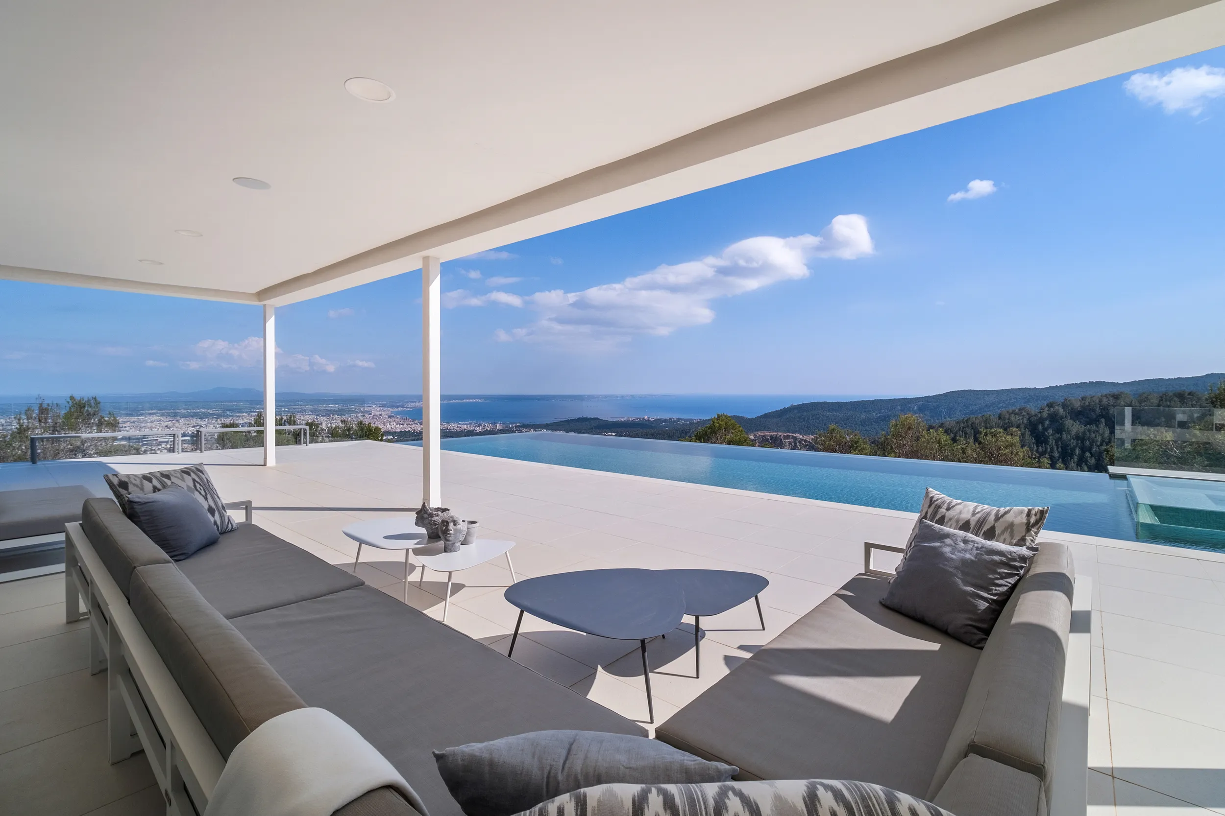 Excepcional villa con vistas al mar en Son Vida-2