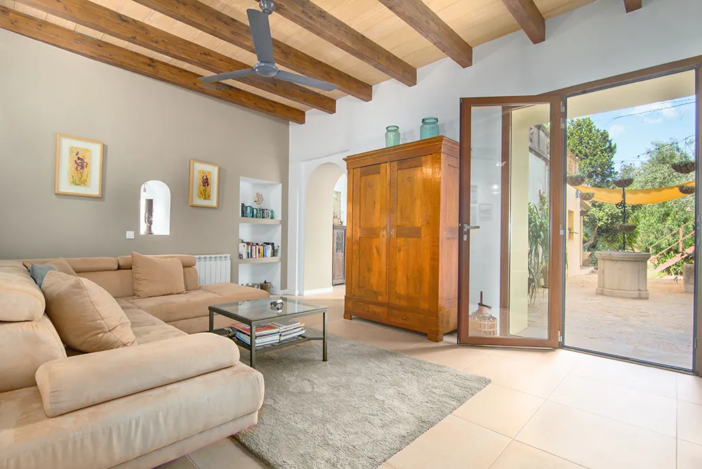 Idyllisk oase med pool i Llucmajor-6