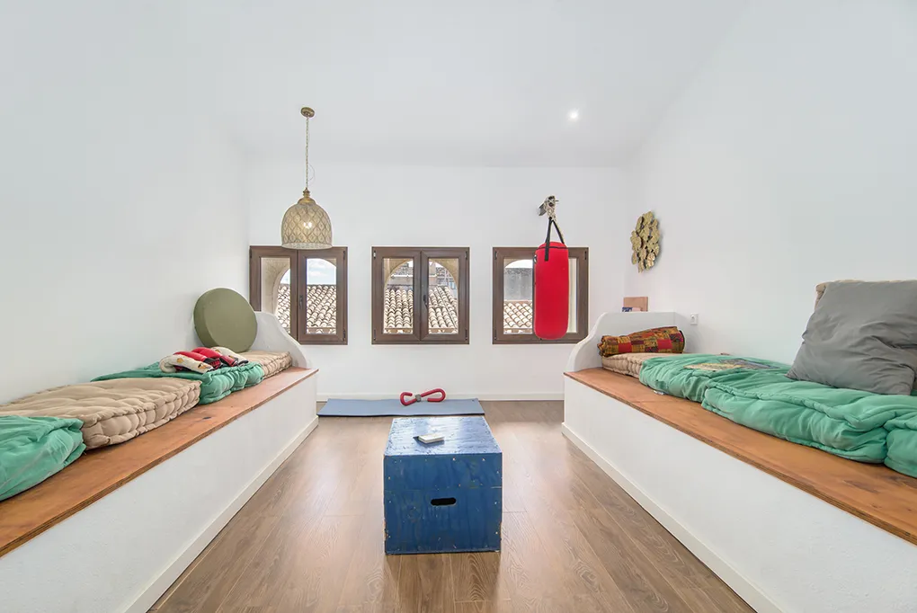 Idyllisk oase med pool i Llucmajor-16