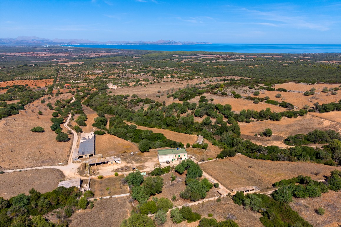 Gran finca de 104 hectáreas con vistas espectaculares a la bahía de Alcudia