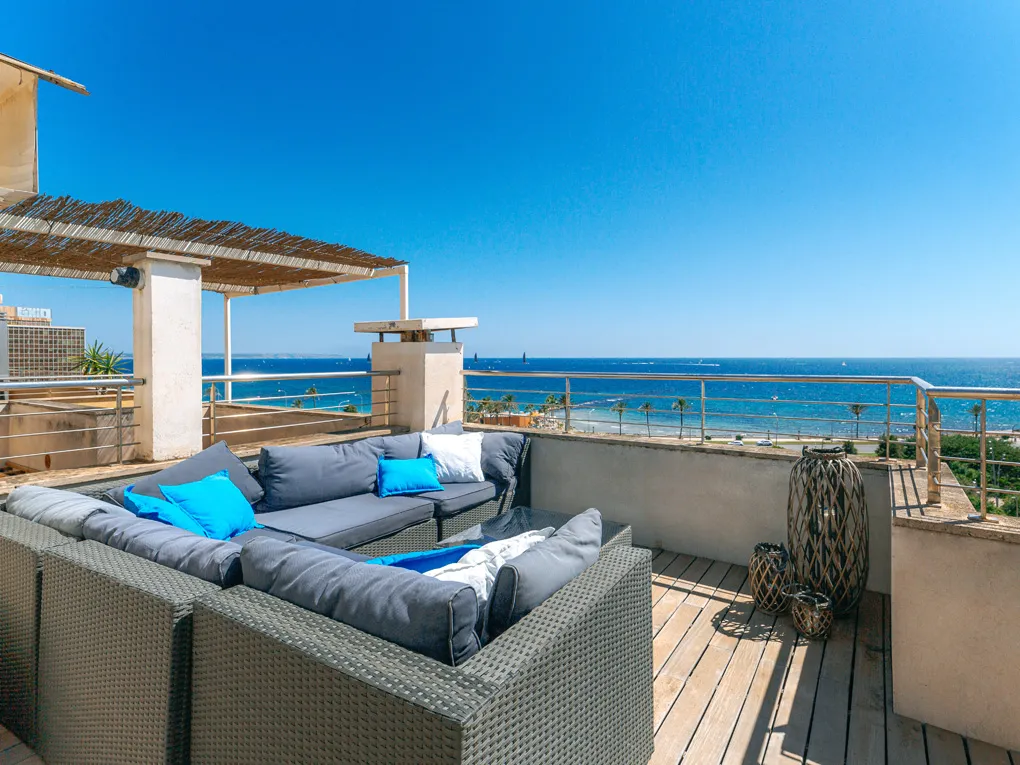 Duplex penthouse met terrassen met zeezicht-12