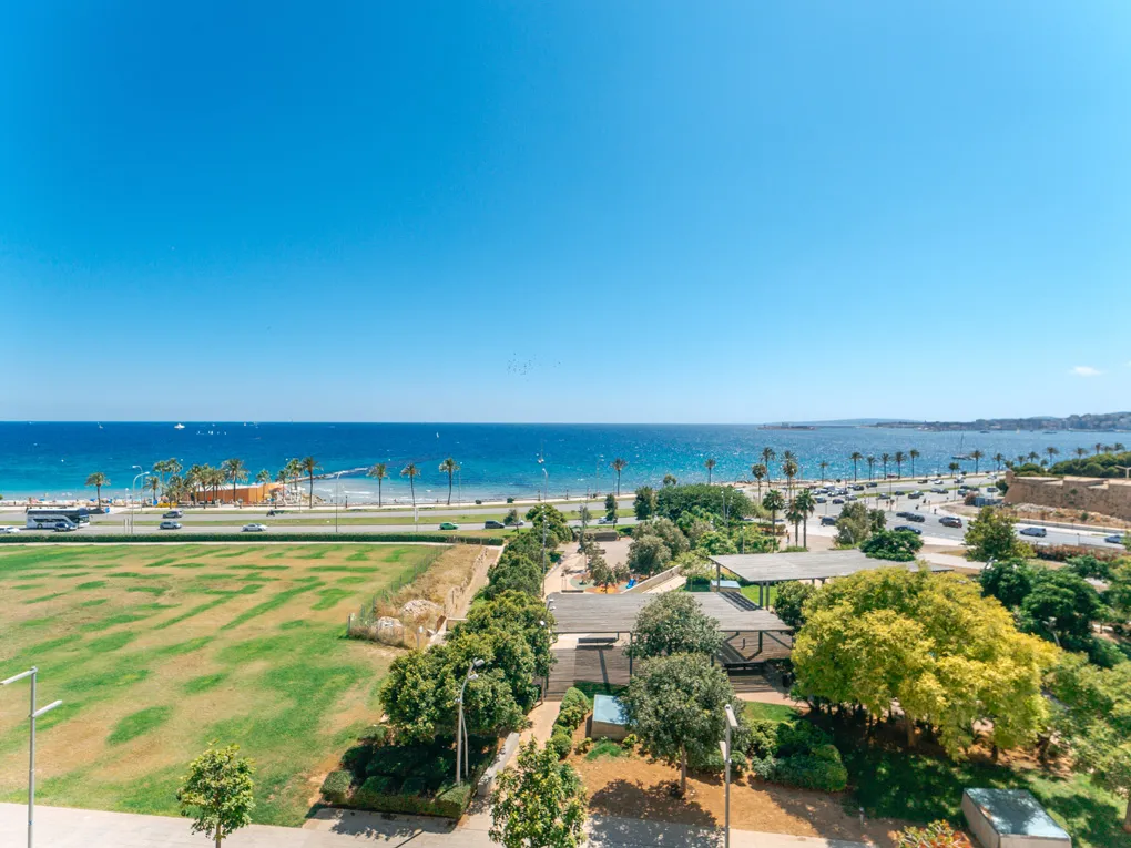 Duplex penthouse met terrassen met zeezicht-14