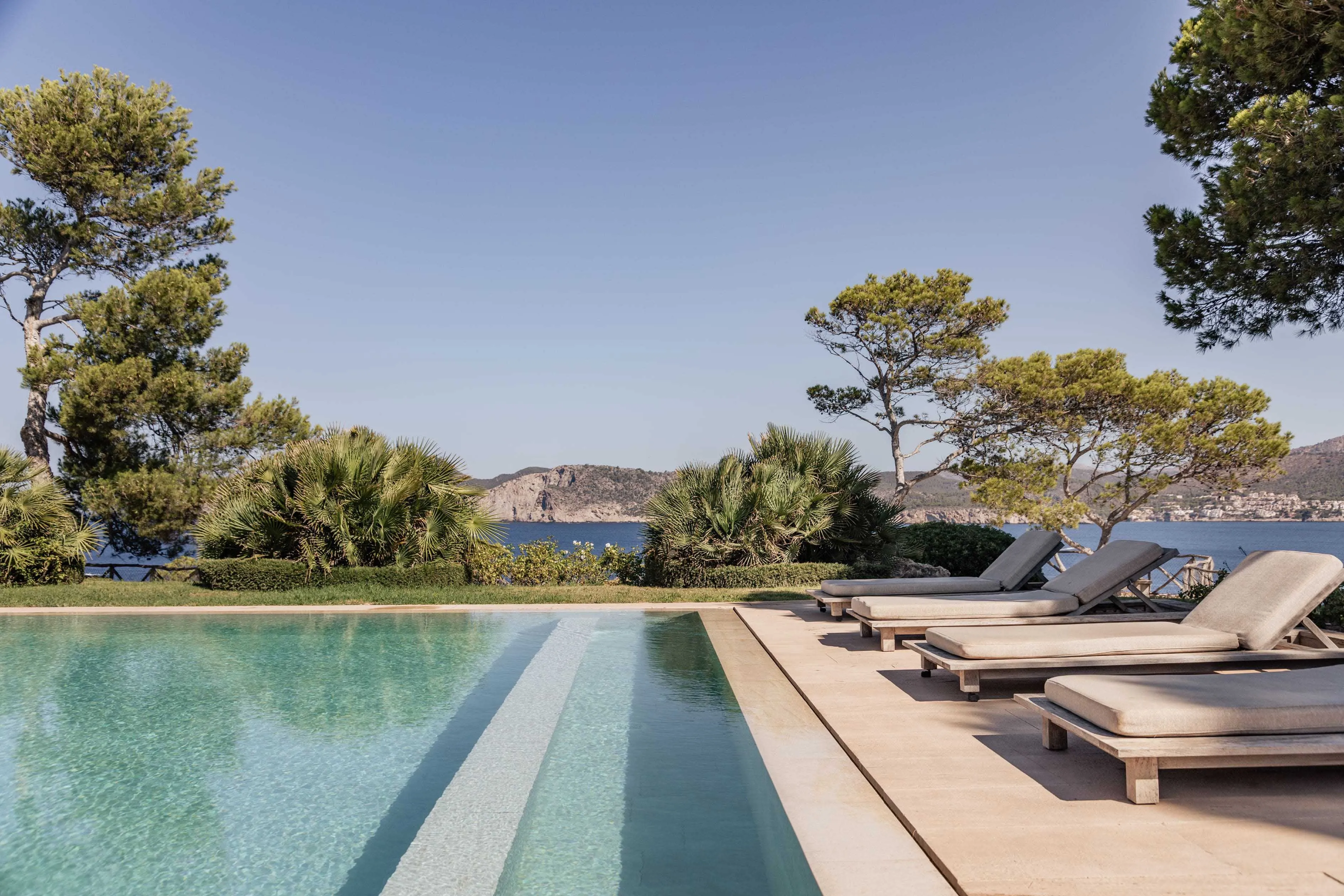 Villa SALIMAR - One of a kind seafront estate in Santa Ponsa-18