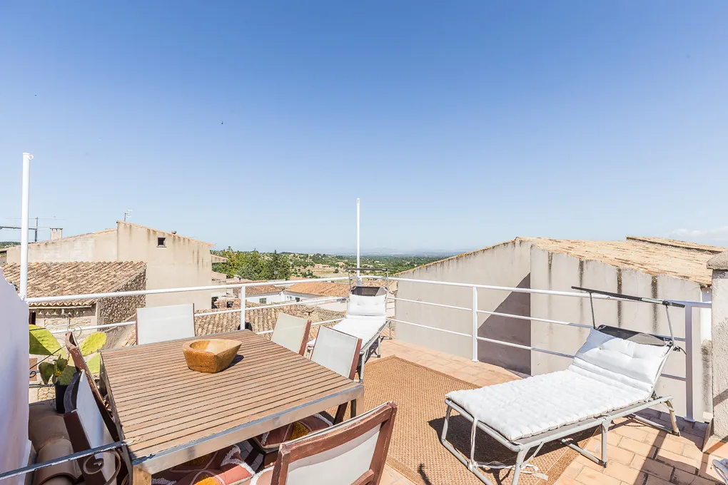 Lovely townhouse with roof terrace in Selva-13