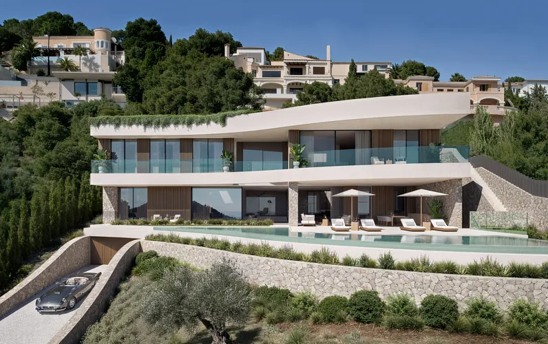 Terrain premium avec projet déposé et vue de rêve sur le port et la mer