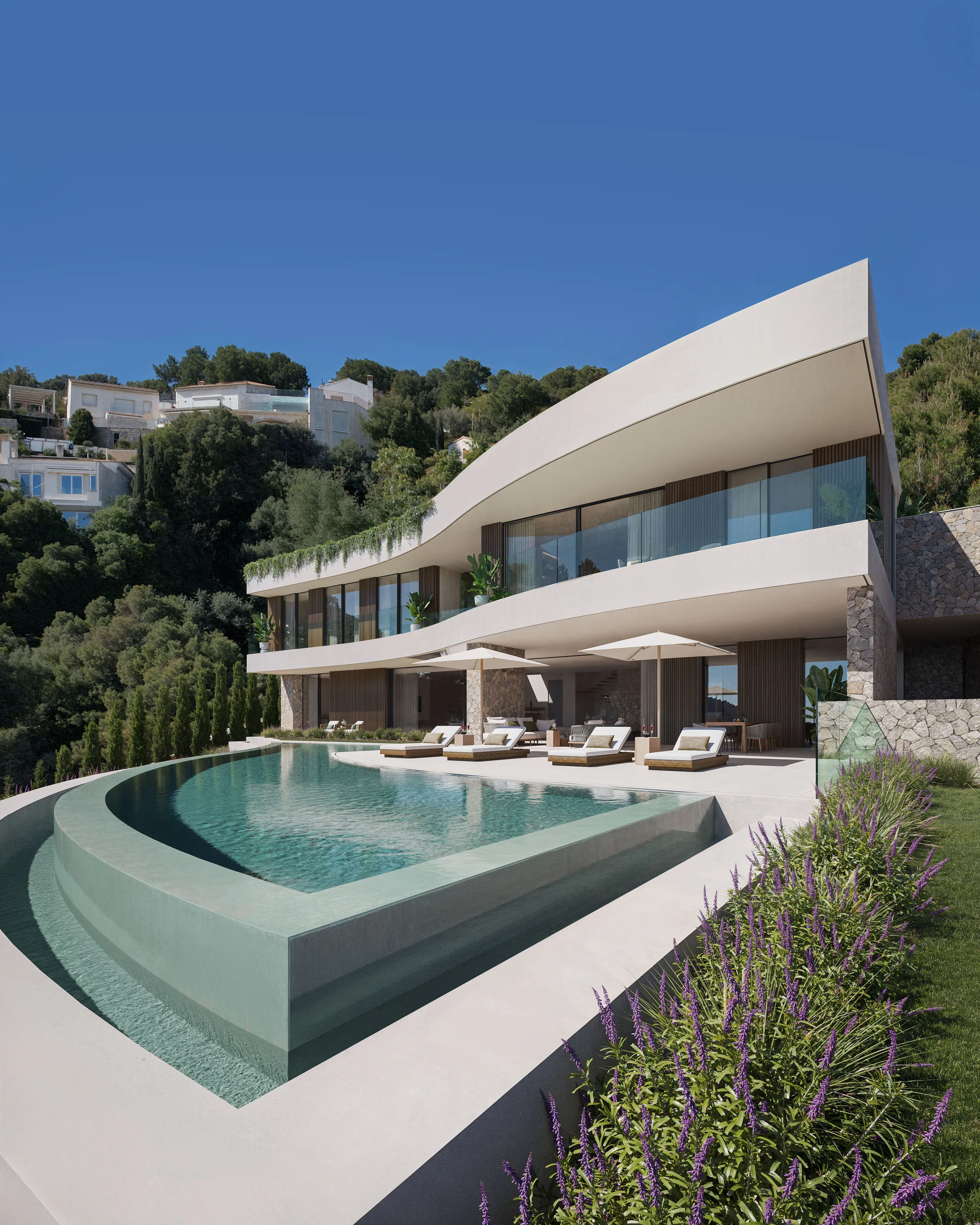 Premium plot with submitted project and fantastic harbor and sea views-3