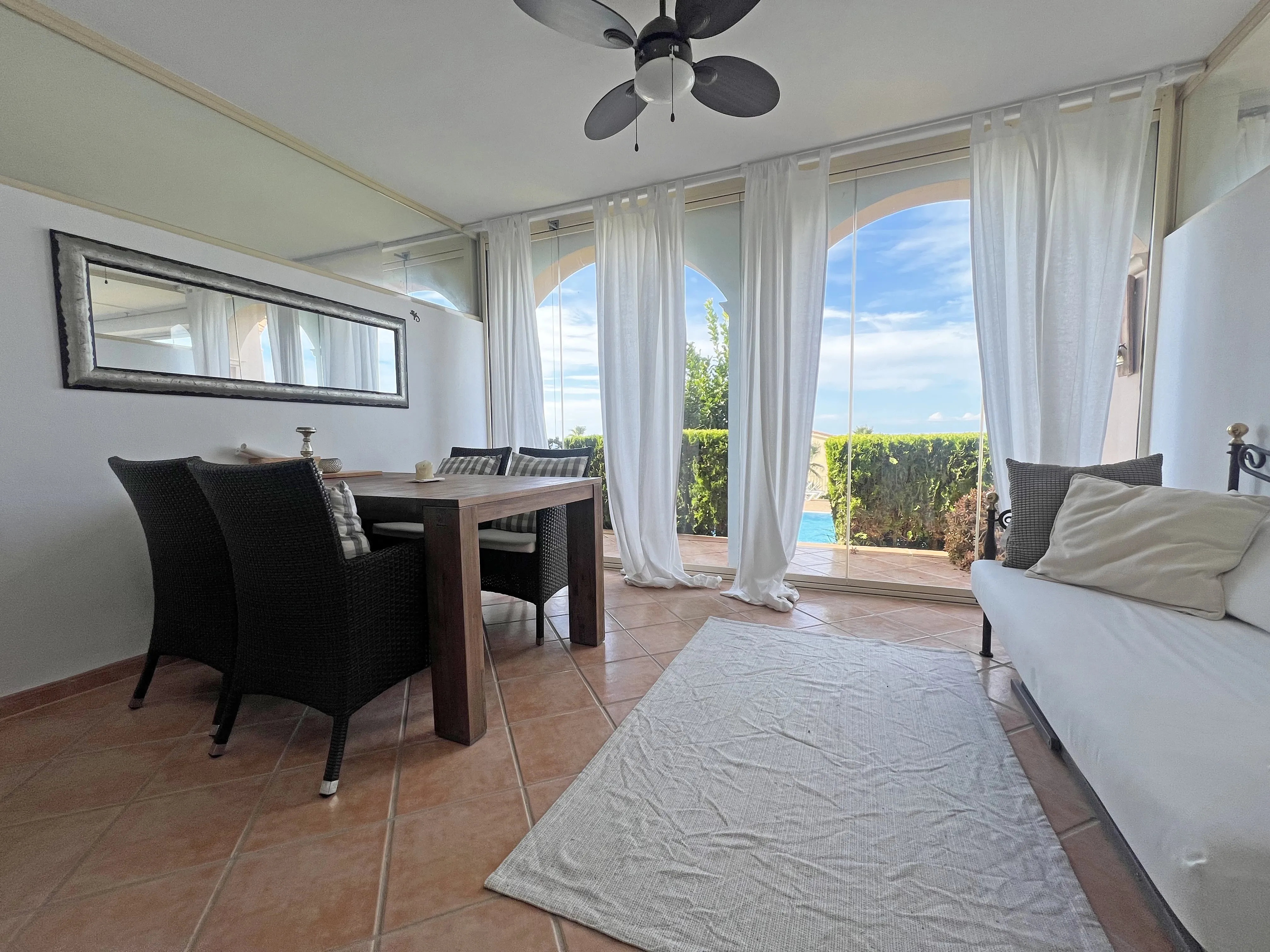 Petite maison jumelée avec vue sur la mer à Tolleric-6