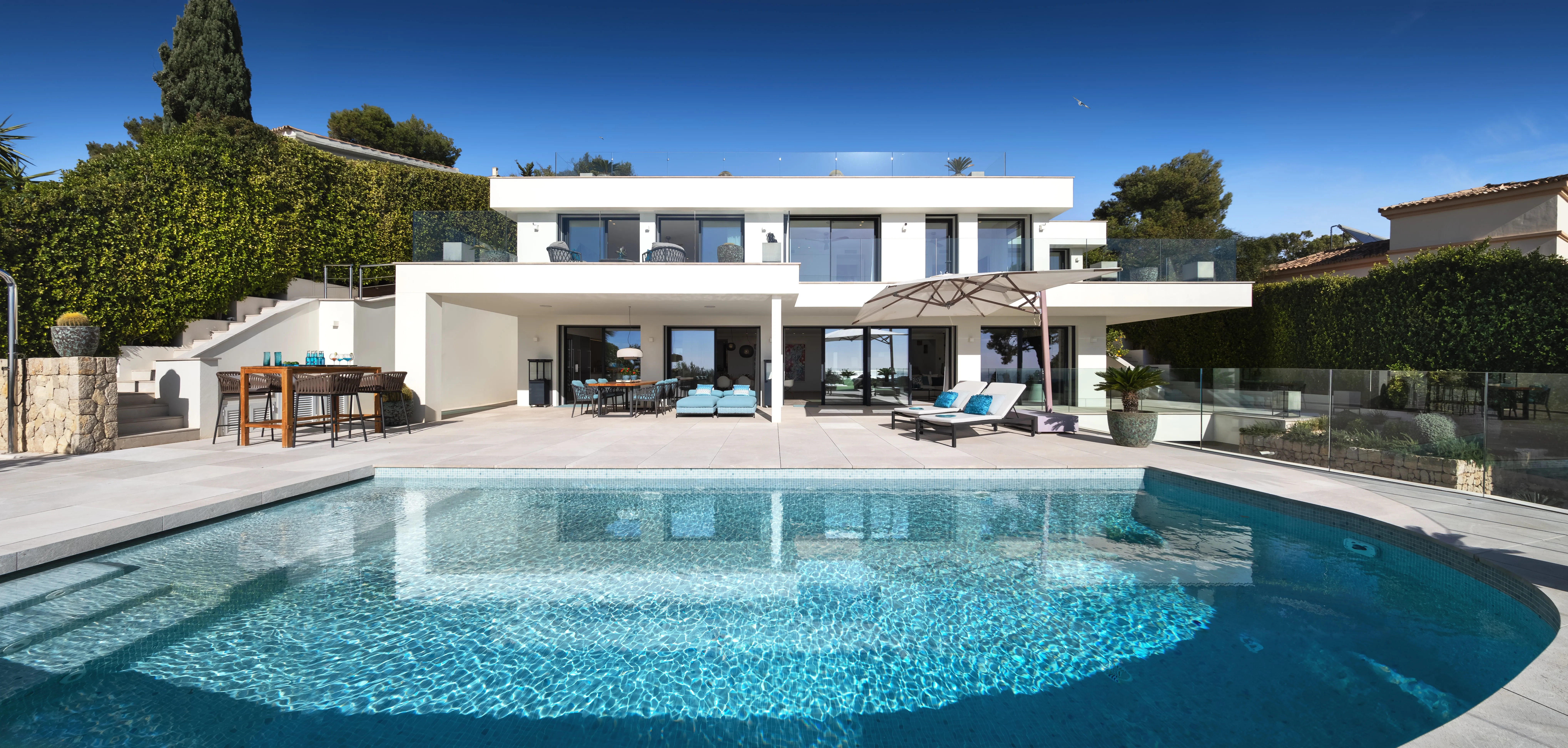 Moderne villa met adembenemend uitzicht op zee in Anchorage Hill-5