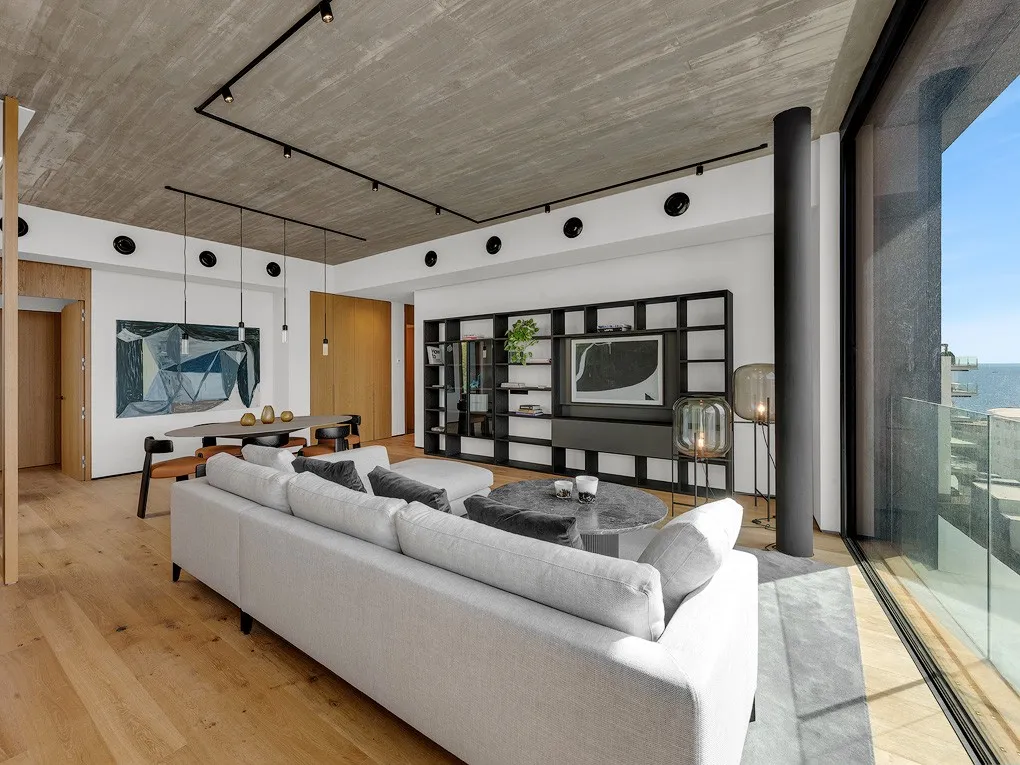 Wysokiej jakości nowo wybudowany penthouse z fantastycznym widokiem na morze i prywatnym tarasem na dachu z basenem-8