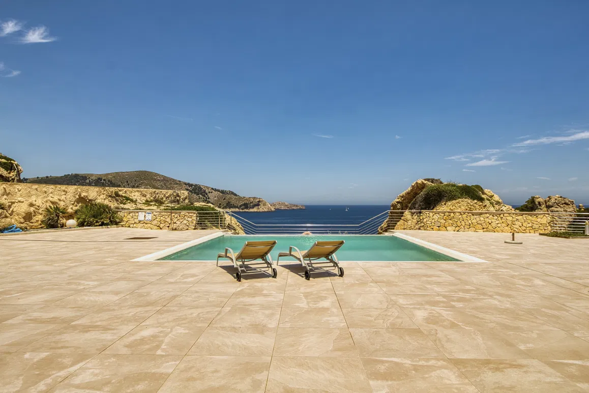 Lyxigt radhus precis vid havet i Capdepera, Mallorca-1