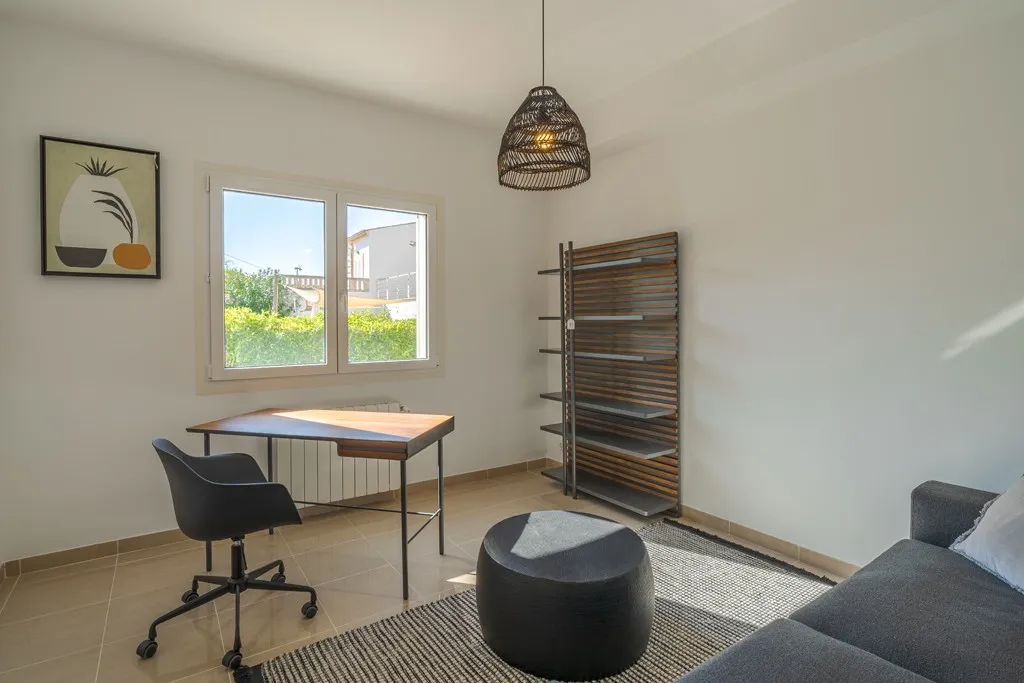 Exklusiv villa med pool nära stranden-14