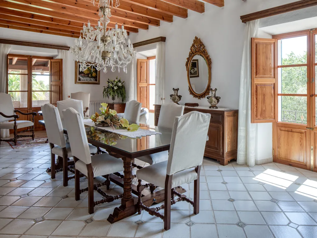 Suverænt middelhavshus med karakter i Santa Maria-5