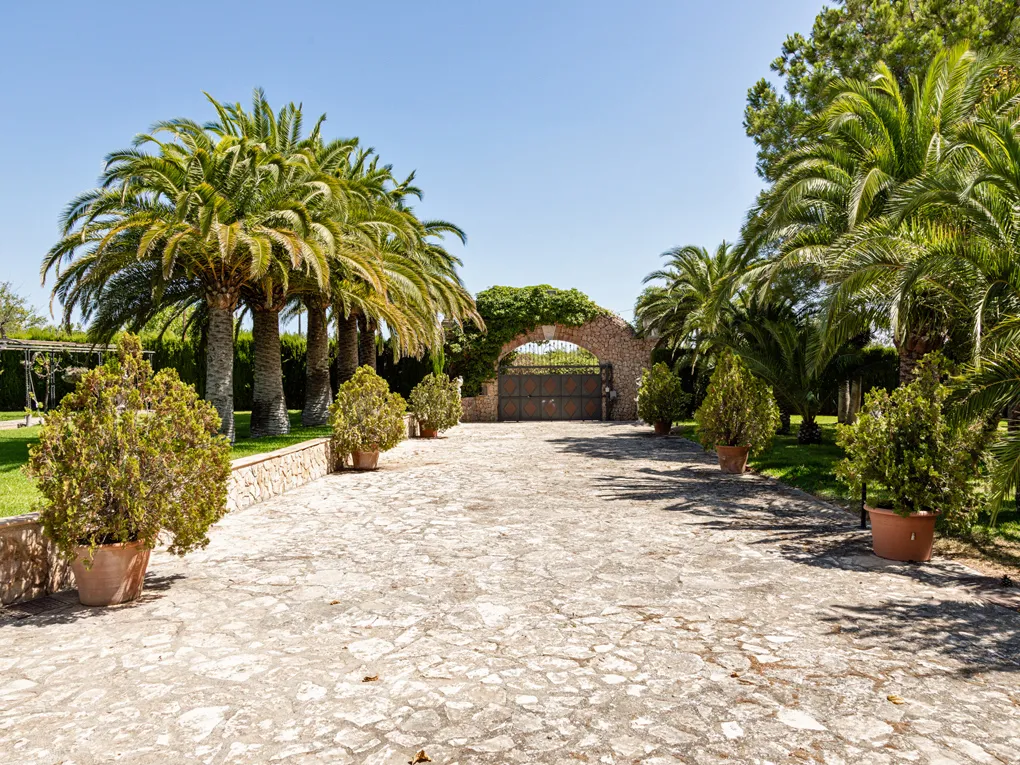 Erstklassiges mediterranes Haus mit Charakter in Santa Maria-21