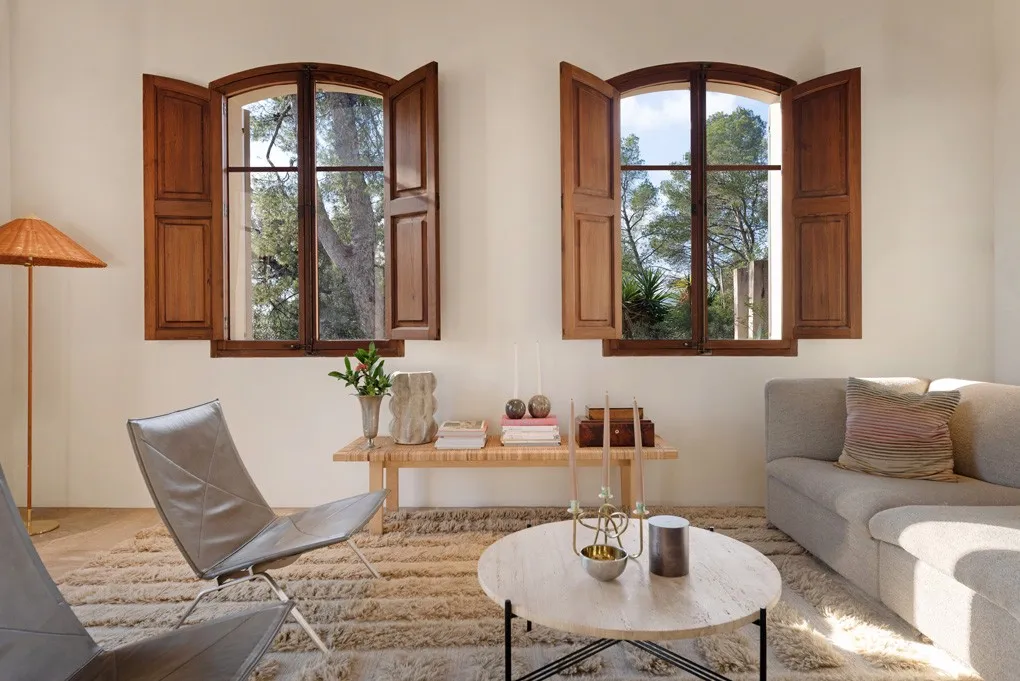 Charming Mediterranean villa with views of Palma and the sea-5