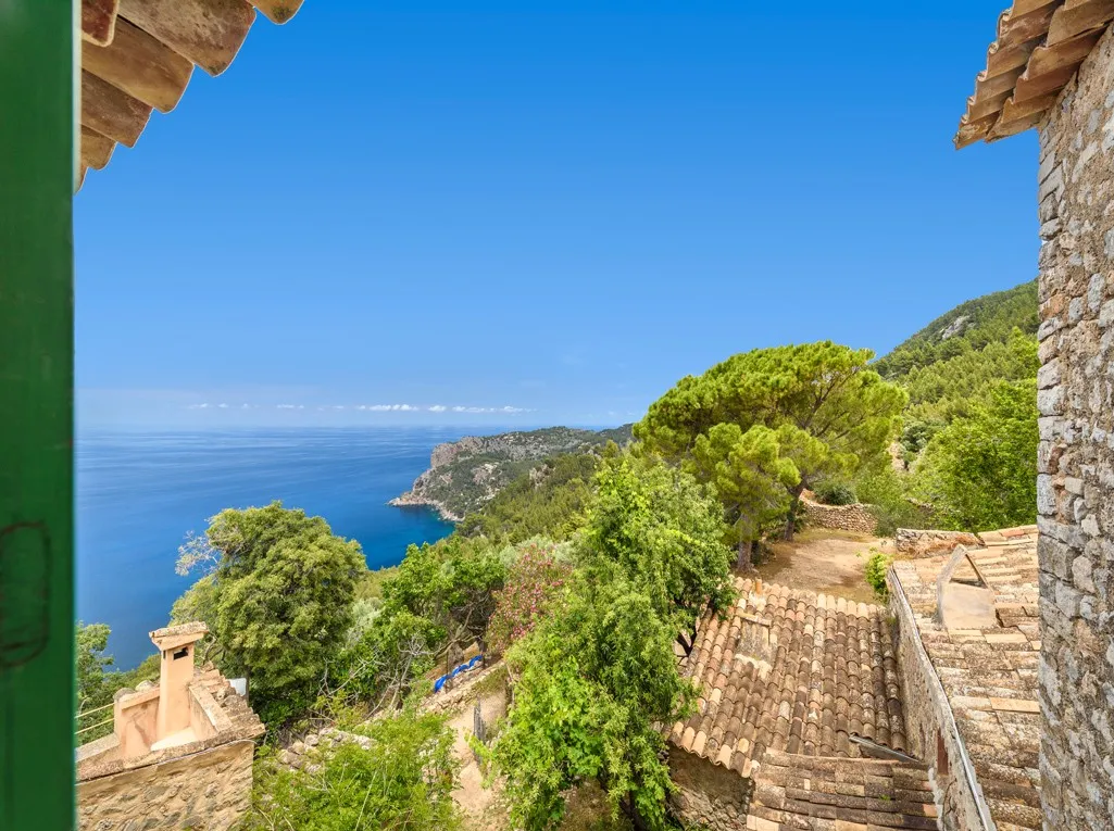 Landsted med potentiale og masser af jord-1