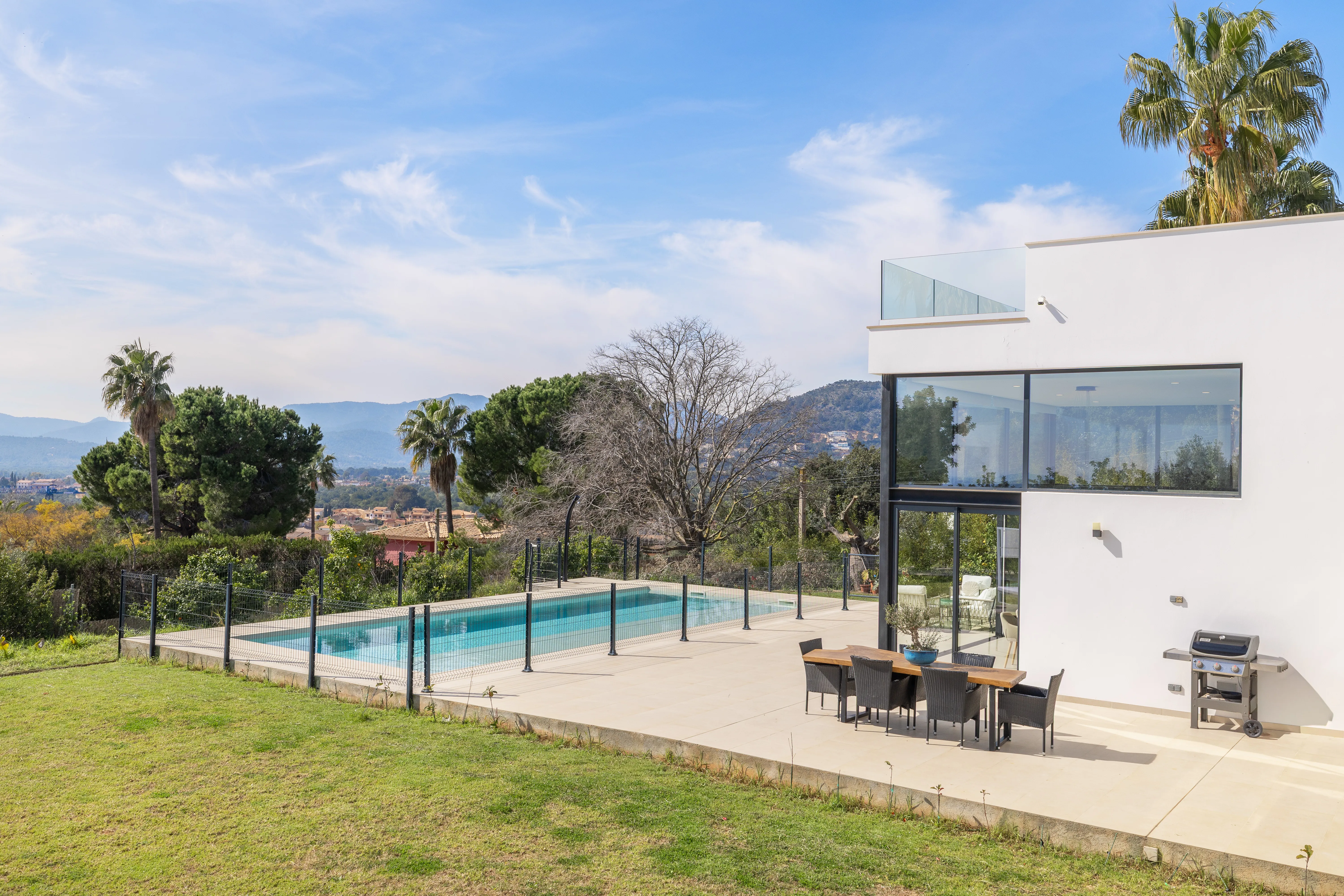 Villa moderna con fantásticas vistas en Sa Coma-12