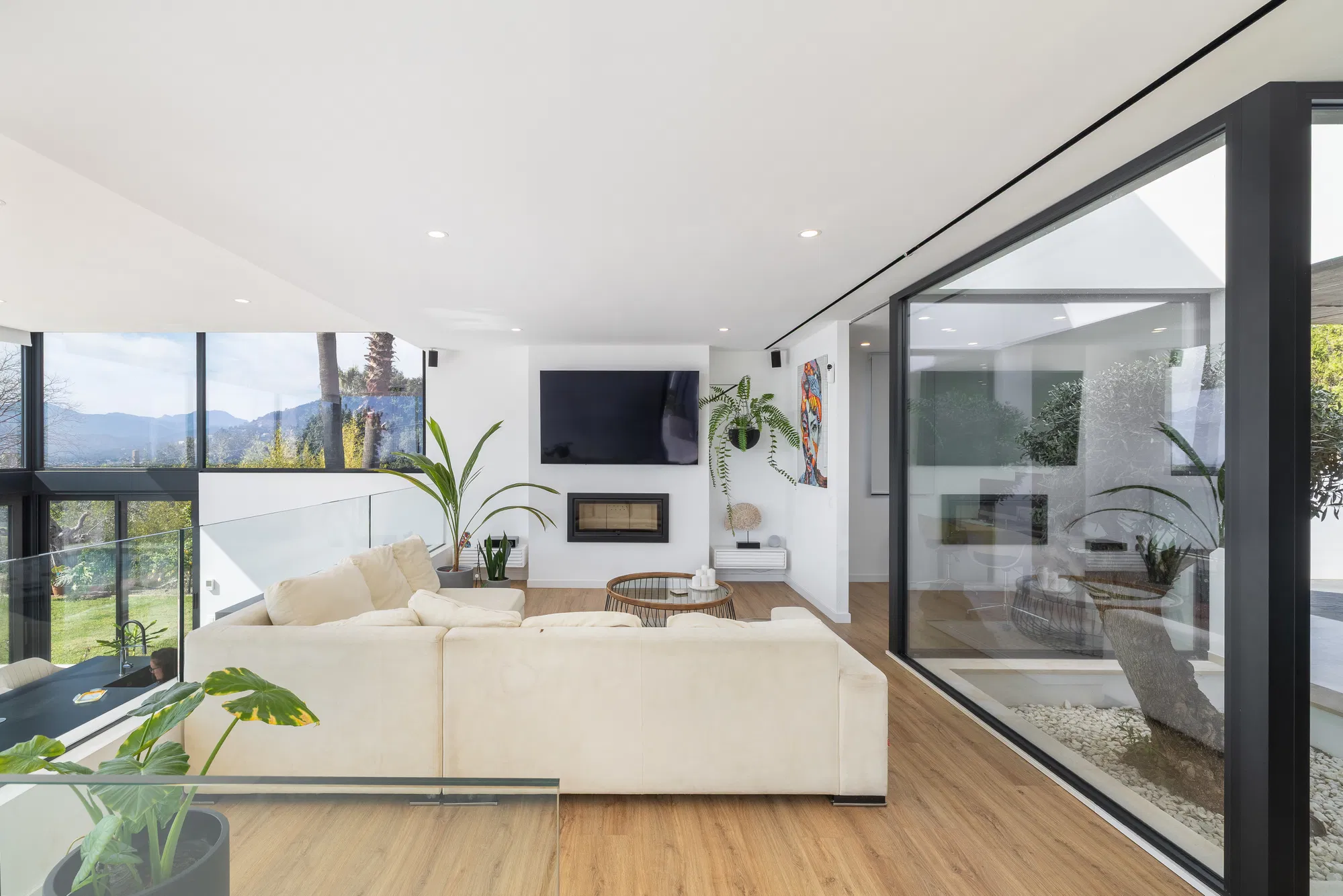 Modern villa with fantastic views in Sa Coma-4