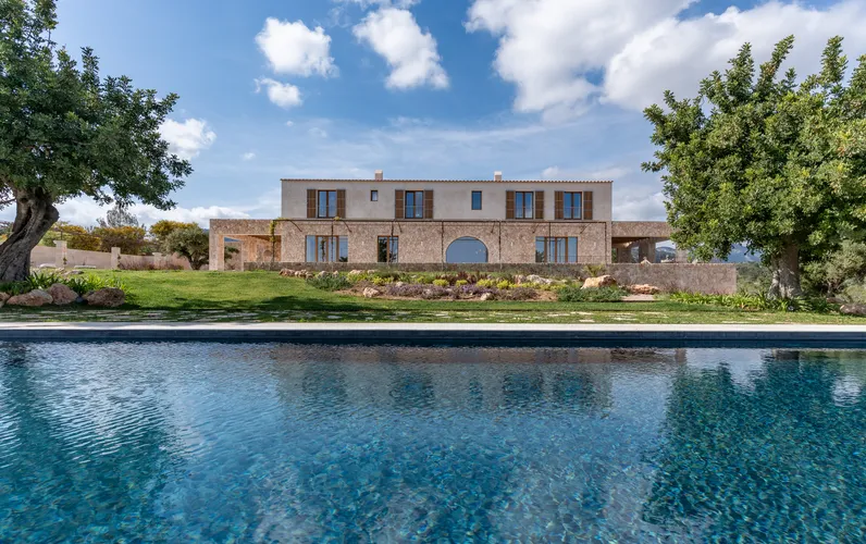 Elegancia exclusiva rodeada de viñedos y naturaleza en Santa María