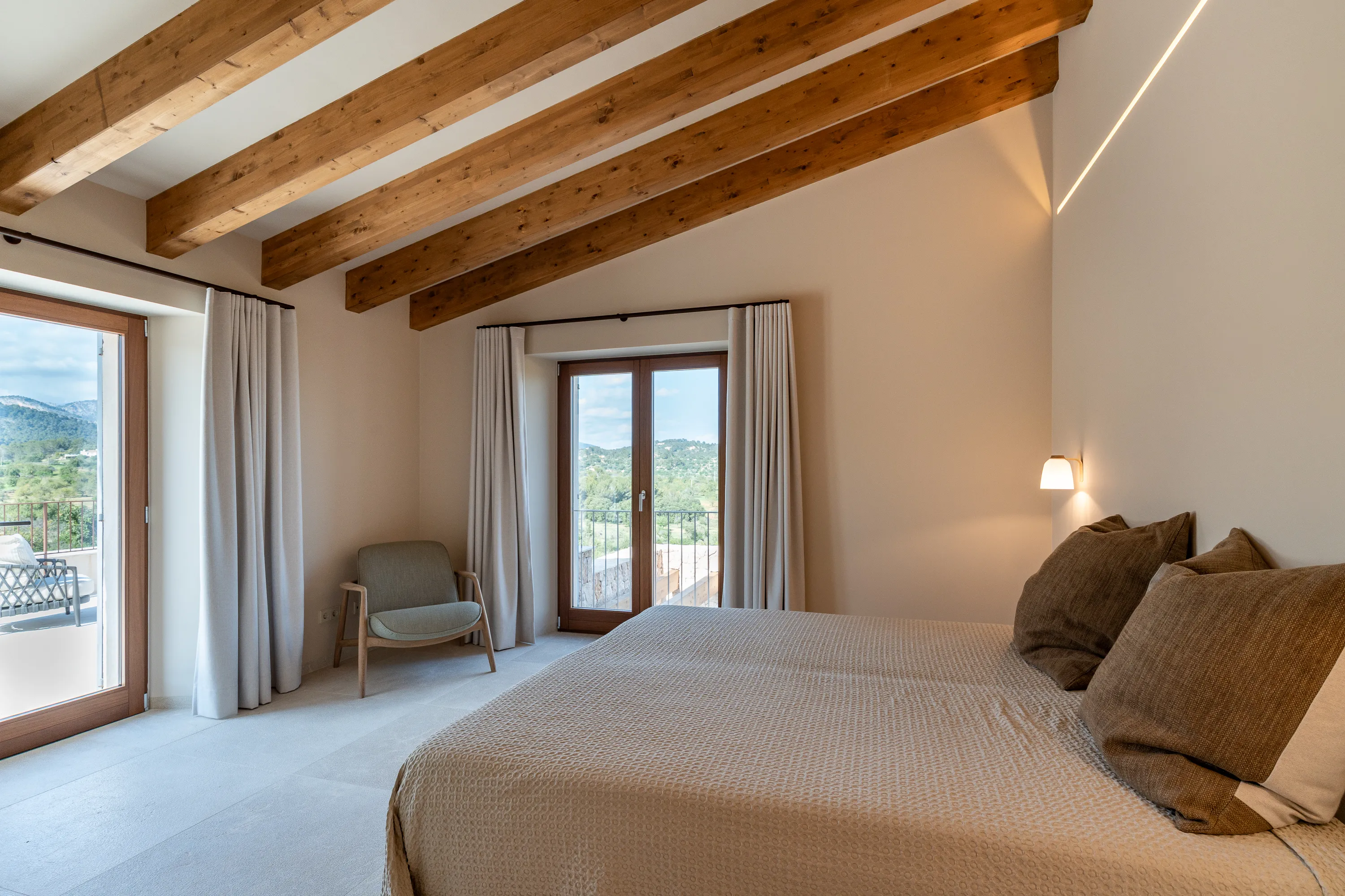 Elegancia exclusiva rodeada de viñedos y naturaleza en Santa María-18