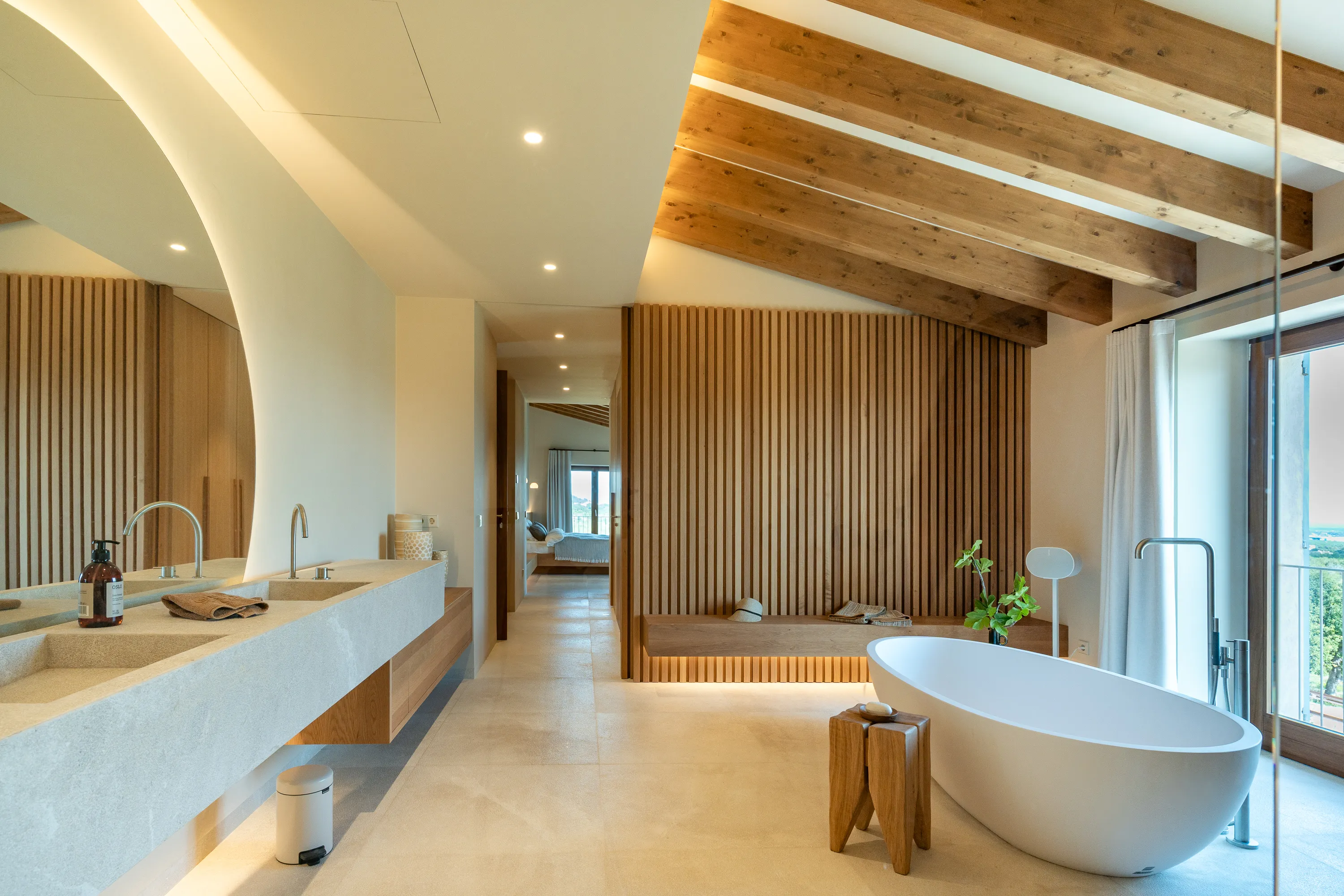 Elegancia exclusiva rodeada de viñedos y naturaleza en Santa María-17