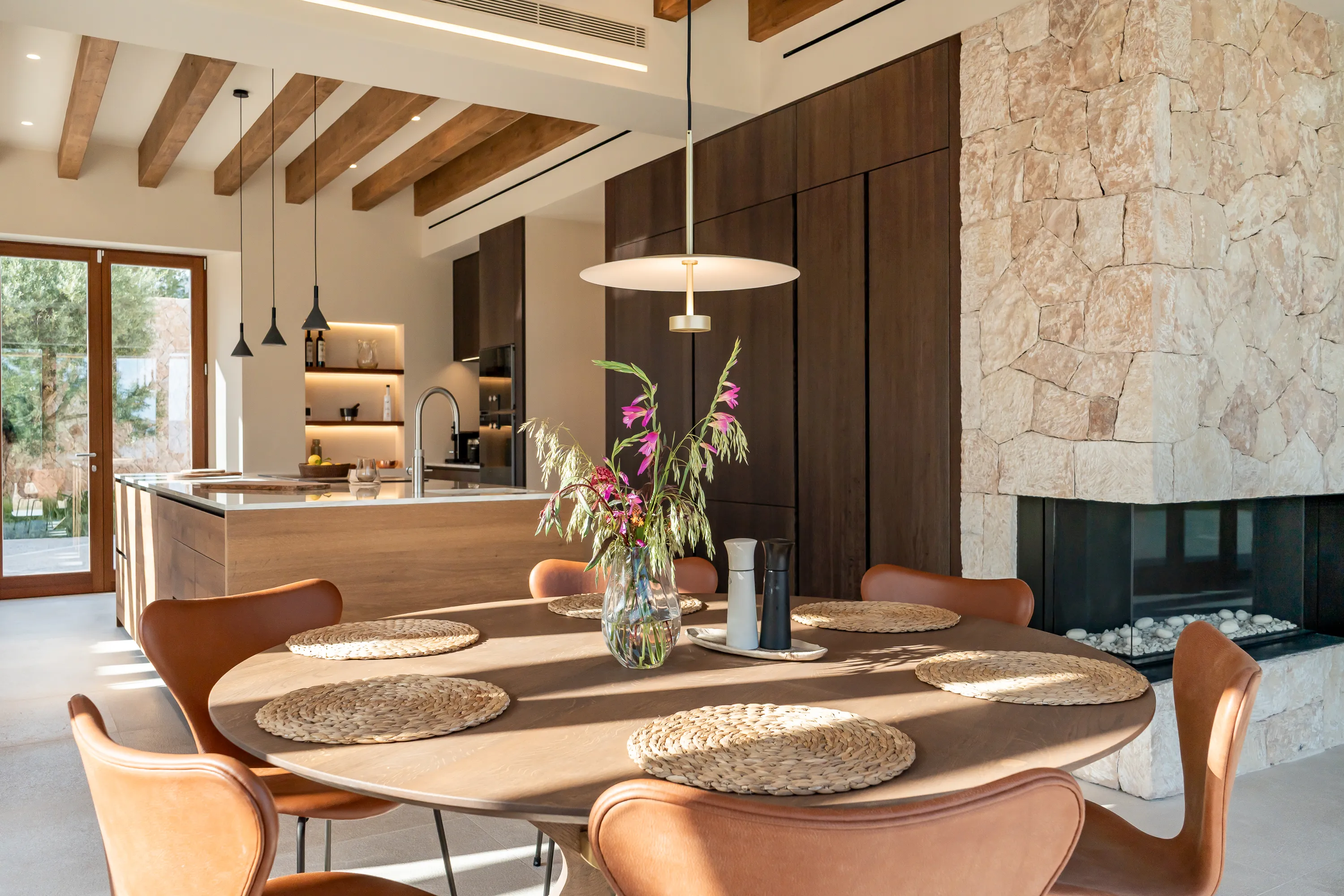 Elegància exclusiva envoltada de vinyes i naturalesa a Santa María-6