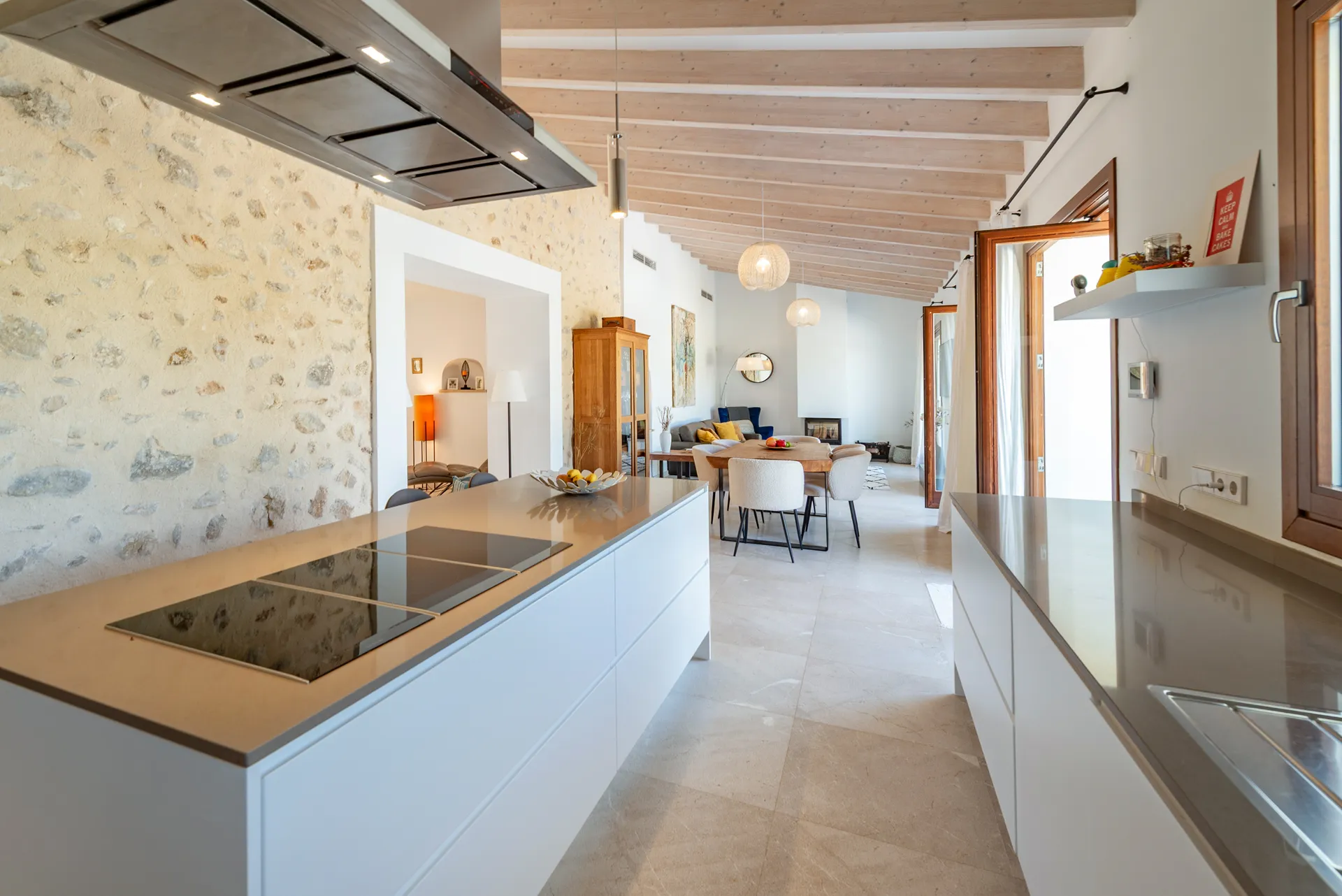 Esclusiva finca dal design mediterraneo con piscina e ulivi secolari-25