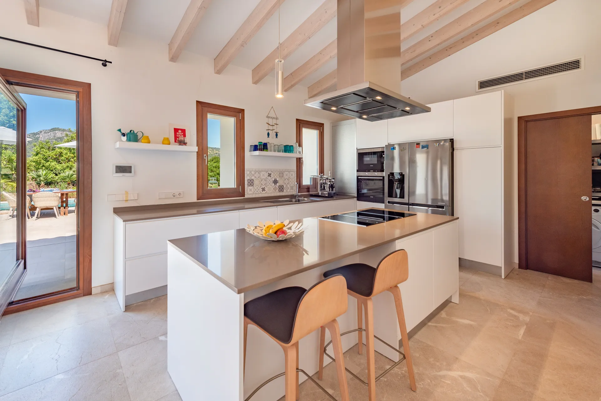 Exclusieve finca in mediterraan design met zwembad en eeuwenoude olijfbomen-4