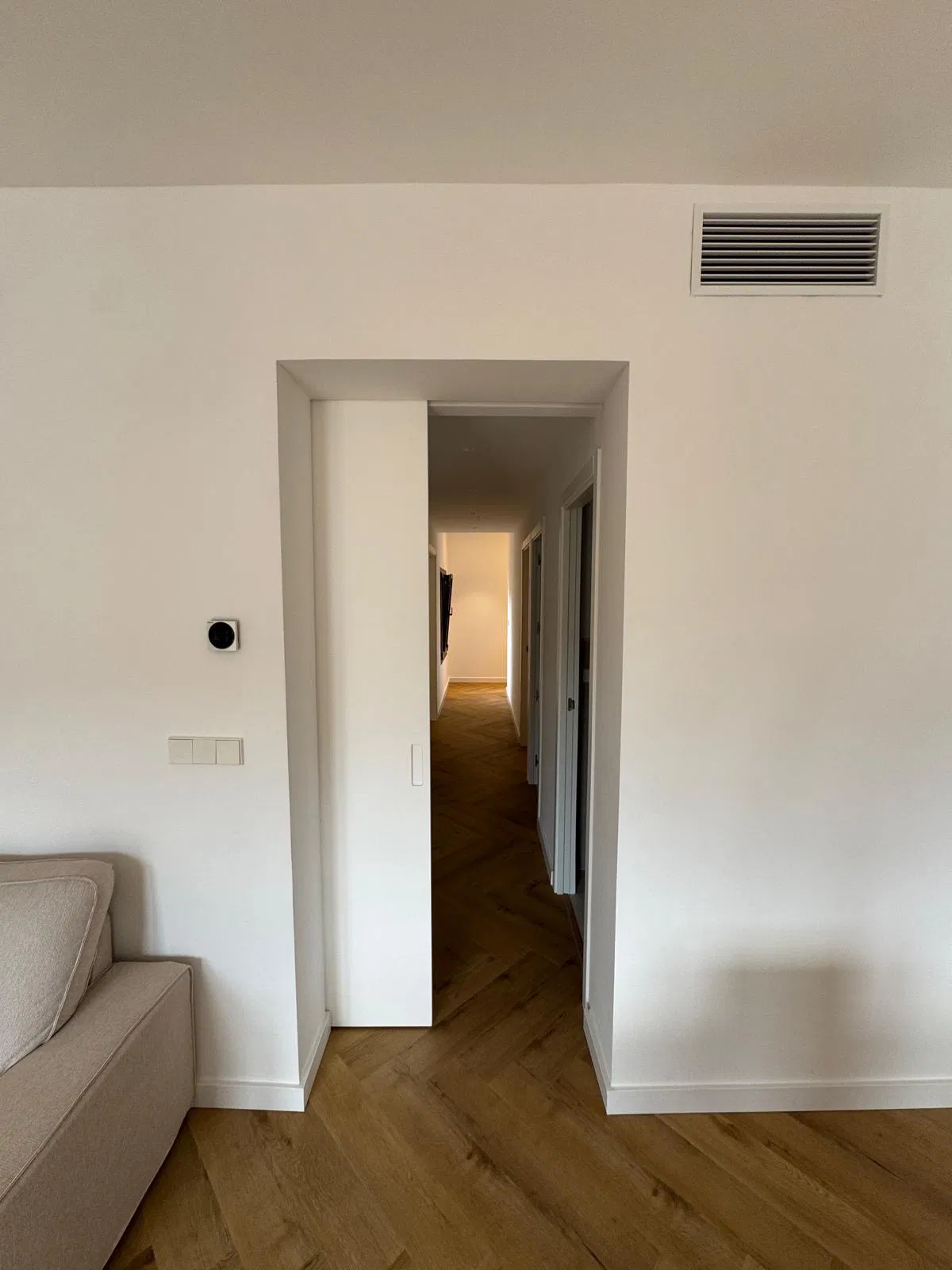 Modern beachfront apartment with stunning views - Long-term rental-24