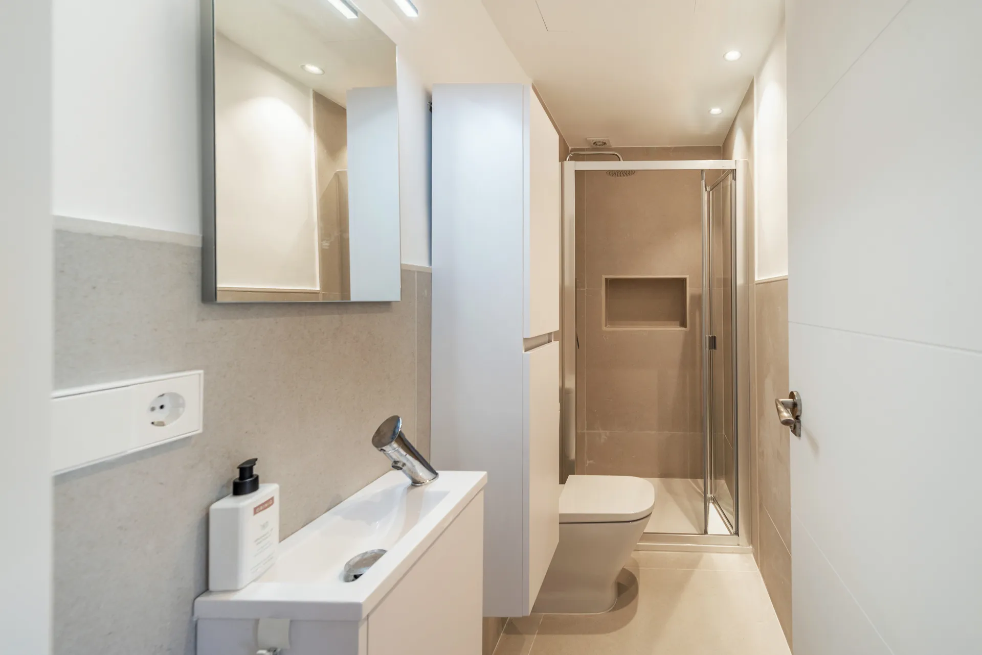 Appartement moderne en bord de mer à Port de Sóller avec des vues à couper le souffle-5