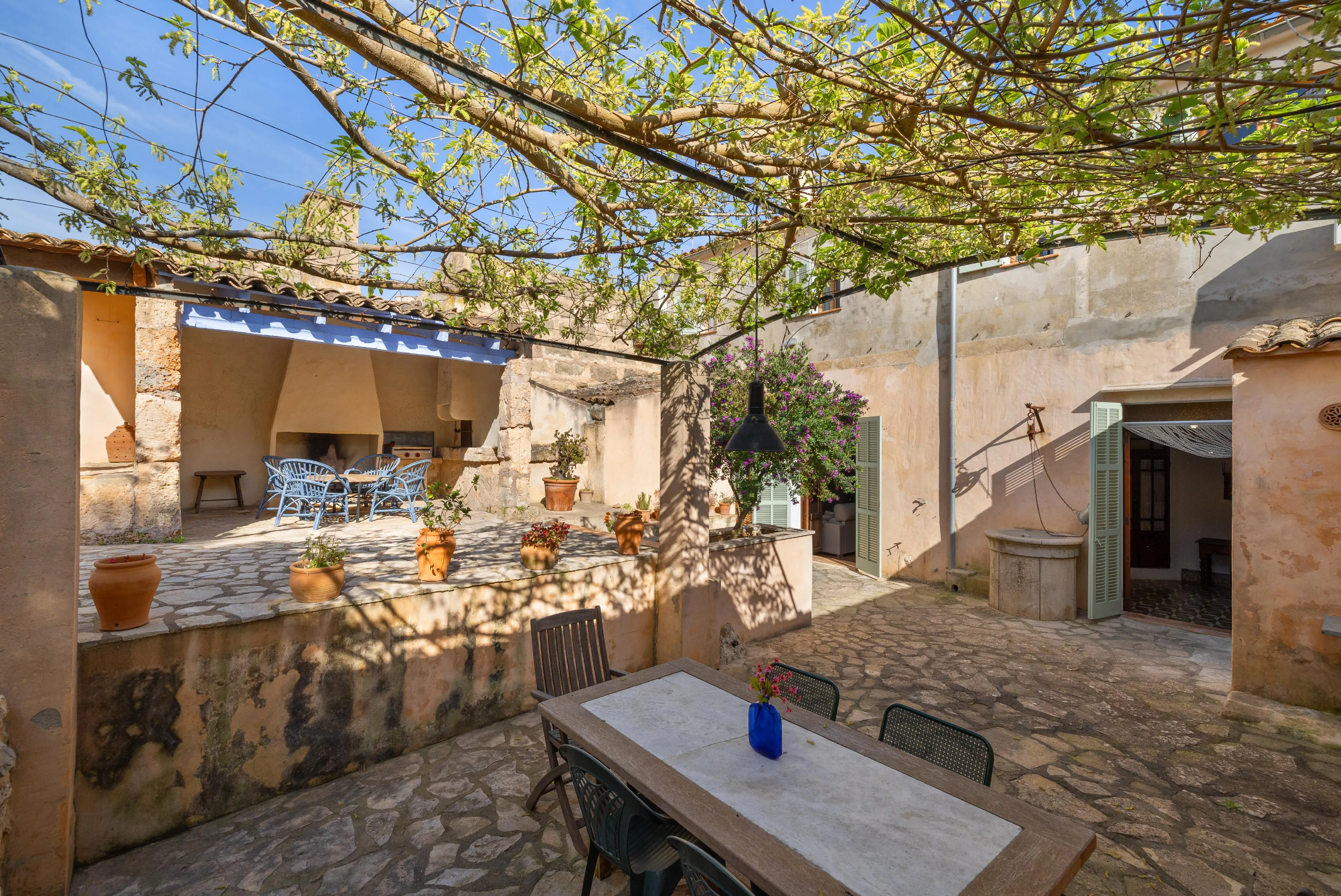 Autentyczny wiejski dom w sercu Ariany z licencją ETV-10