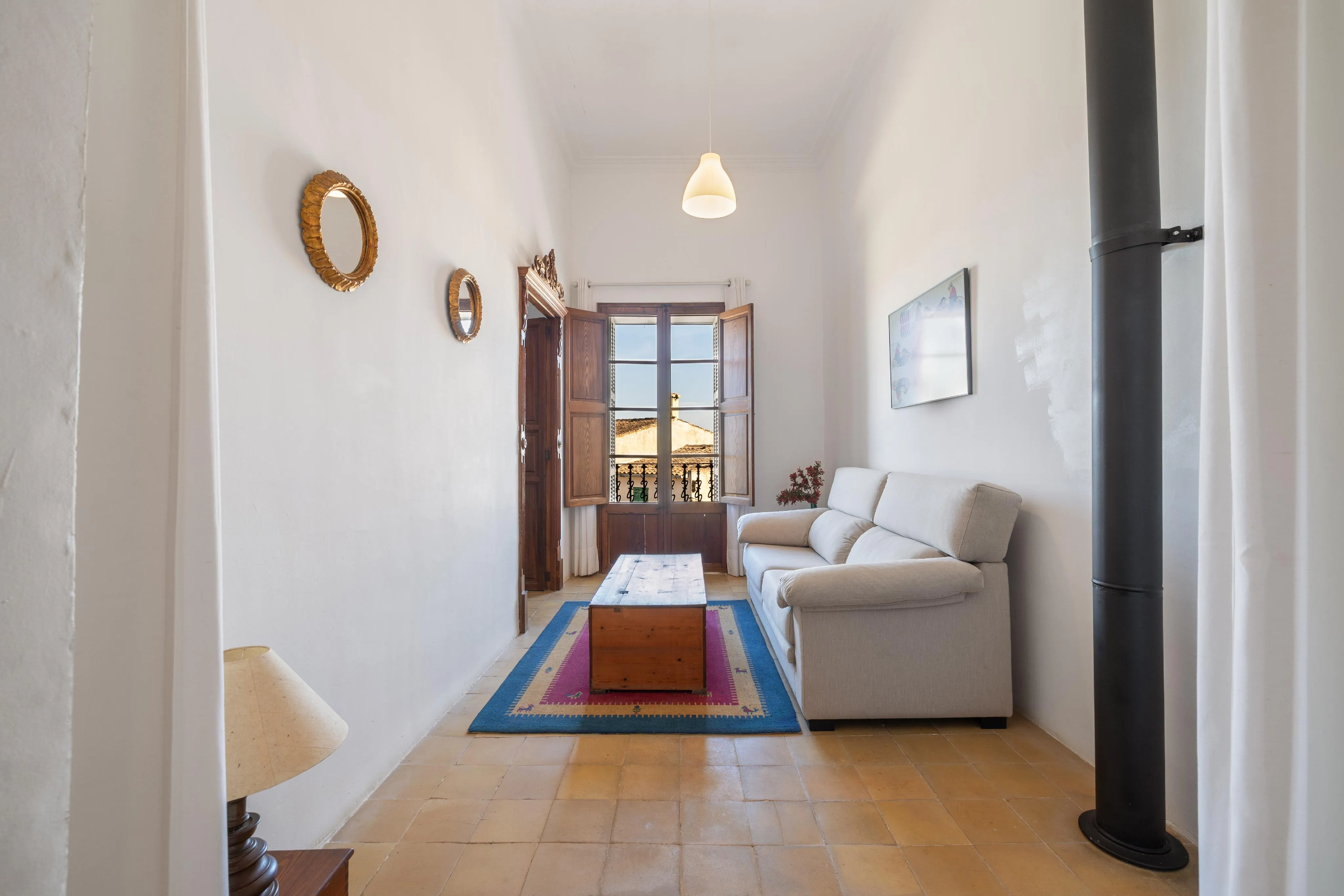 Autentyczny wiejski dom w sercu Ariany z licencją ETV-11