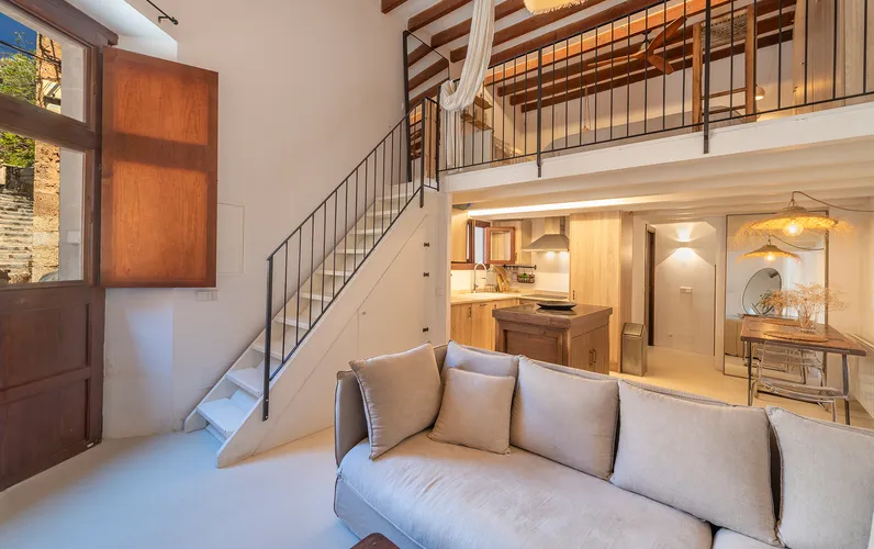 Charming Loft Apartment with Extra Bedroom in the Heart of Deià - Long term rental