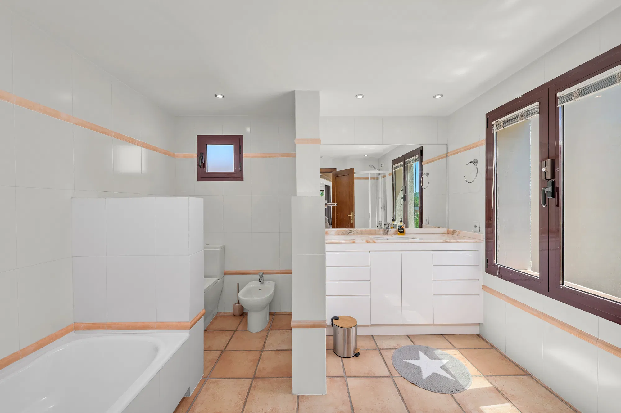 Mediterranean penthouse in a prime location right next to the Santa Ponsa golf course-12