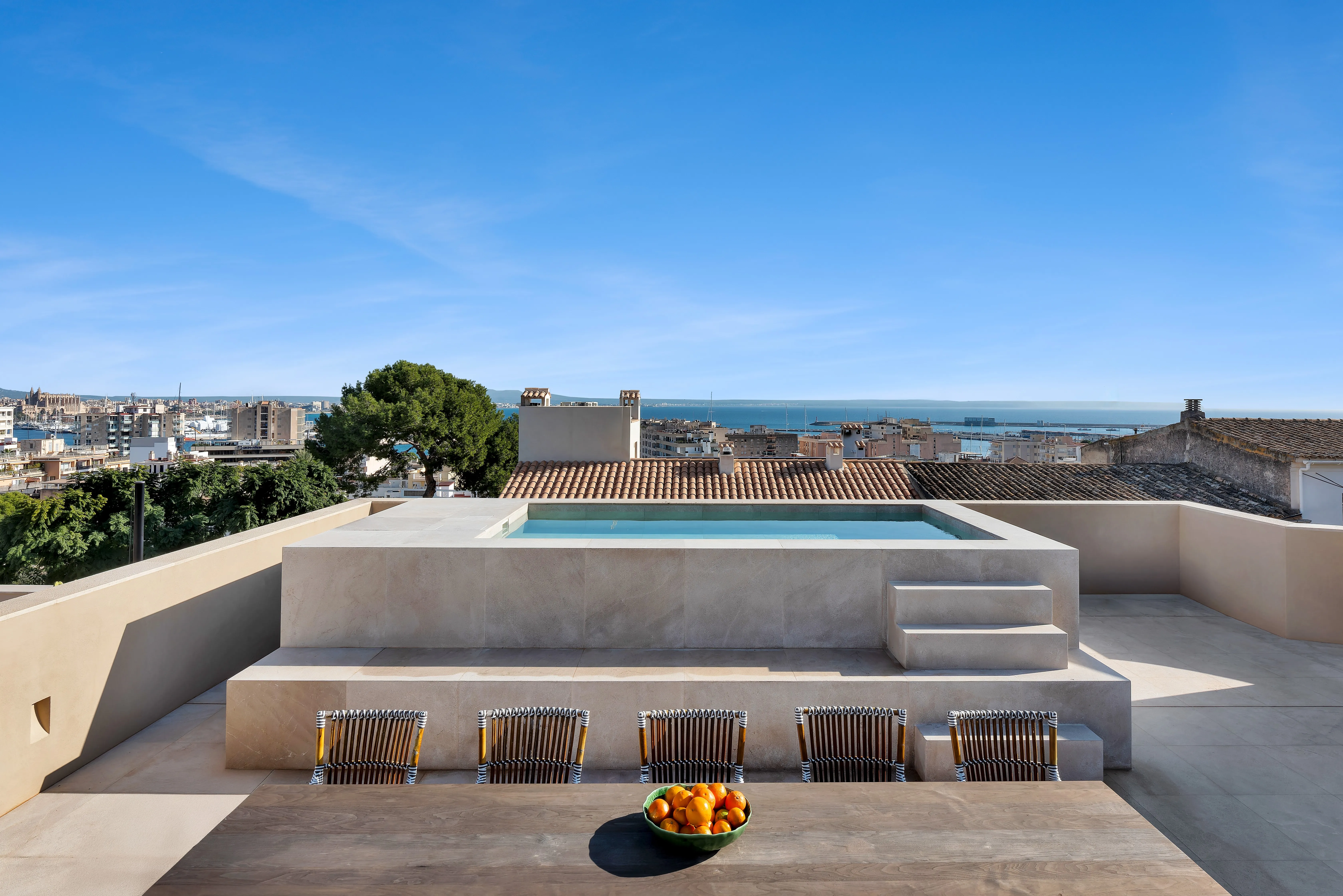 Dorpshuis met uitzicht en zwembaden-9