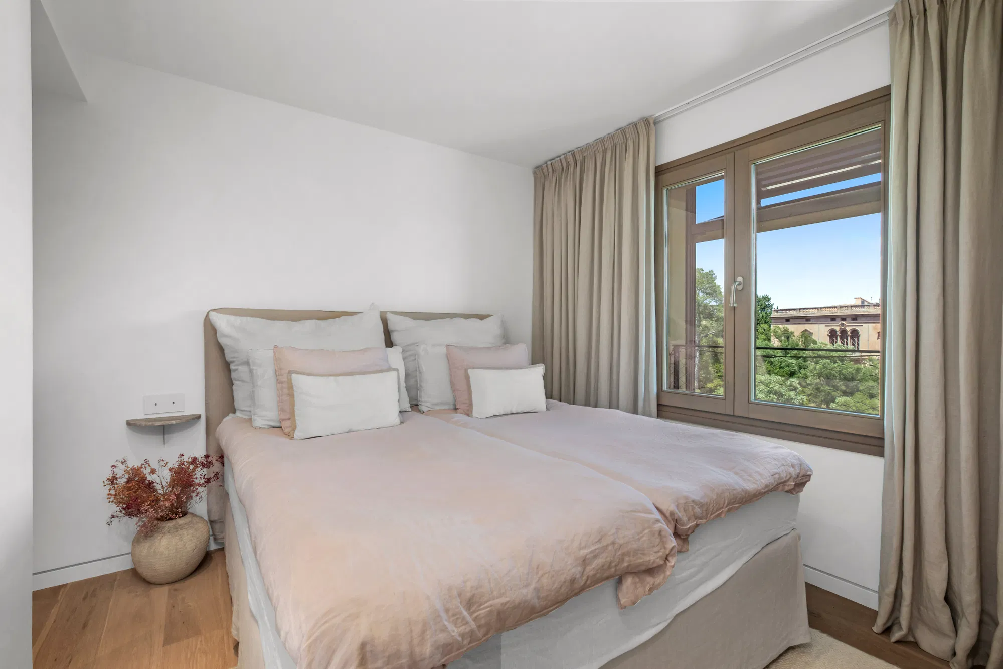 Exclusive Duplex Penthouse with Private Rooftop, Pool and Sea Views-14