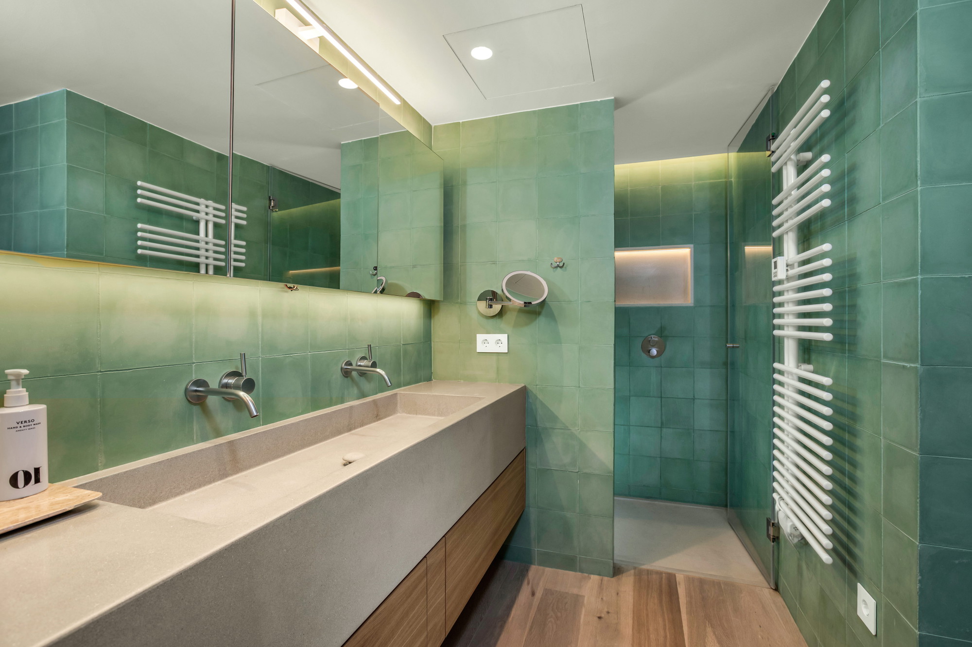 Exclusive Duplex Penthouse with Private Rooftop, Pool and Sea Views-11