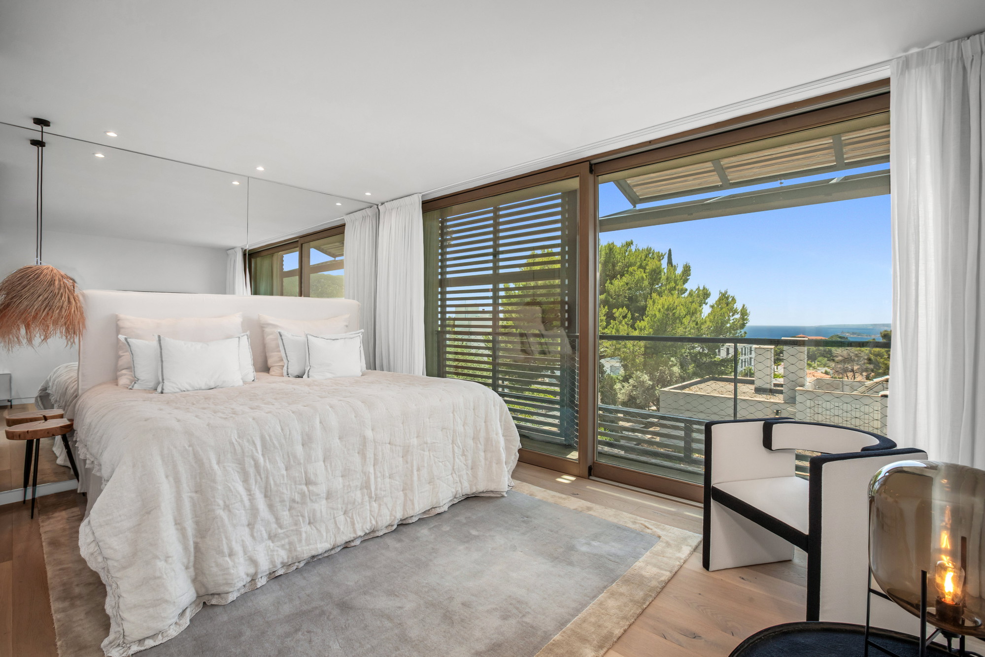 Exclusive Duplex Penthouse with Private Rooftop, Pool and Sea Views-9