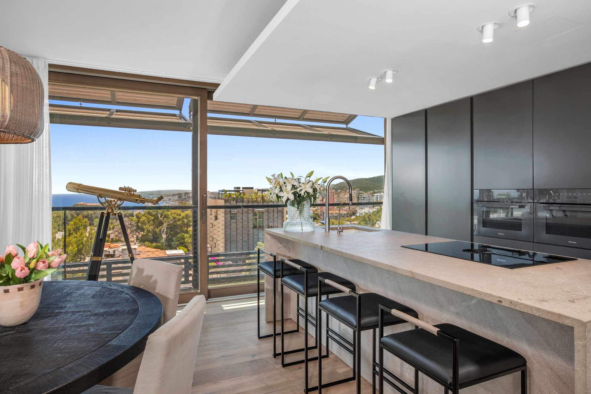 Exclusive Duplex Penthouse with Private Rooftop, Pool and Sea Views-7