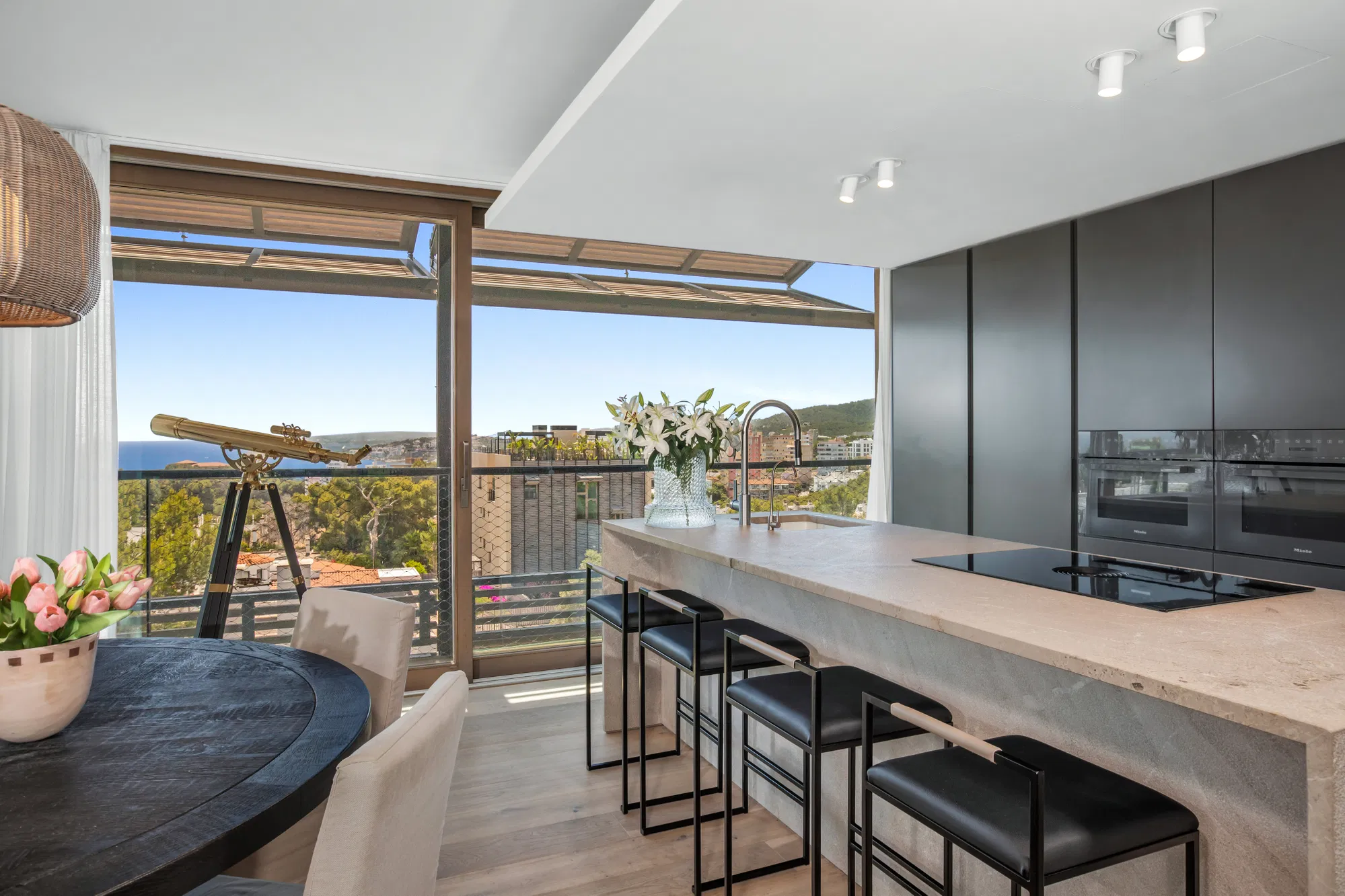 Exclusive Duplex Penthouse with Private Rooftop, Pool and Sea Views-7
